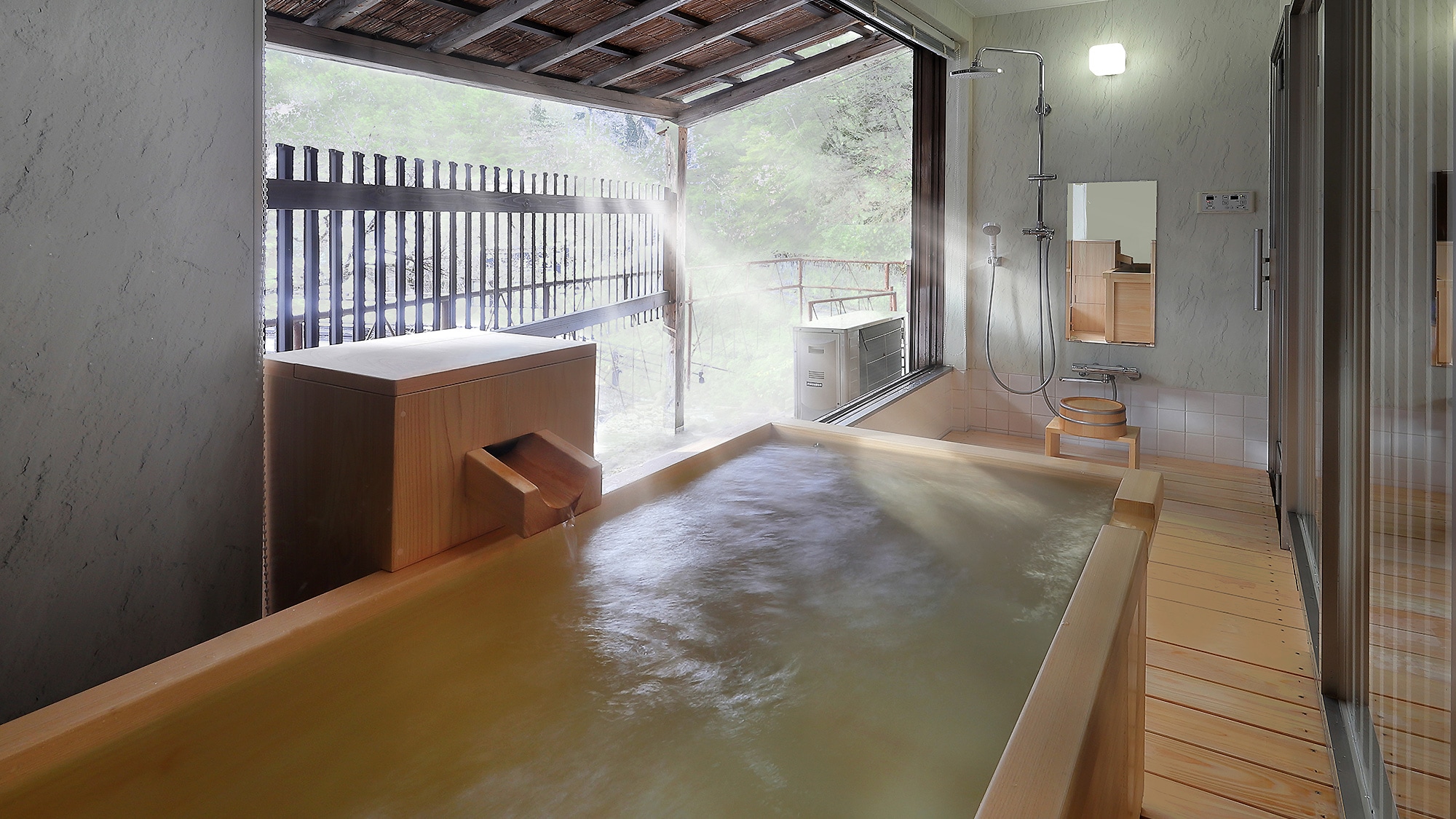 [Hatsune] Japanese-Western style room with a semi-open-air cypress bath that flows directly from the source