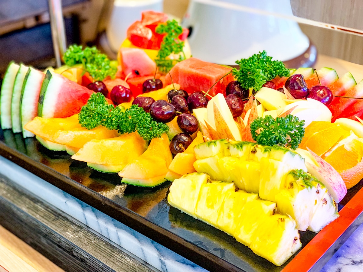 Fresh seasonal fruits