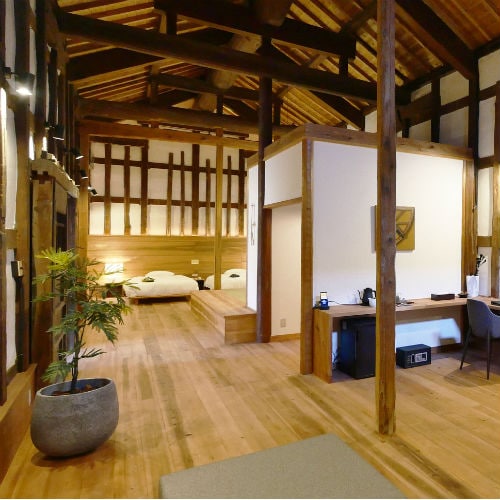 [SEIGAKU Building 302] A room filled with a sense of openness