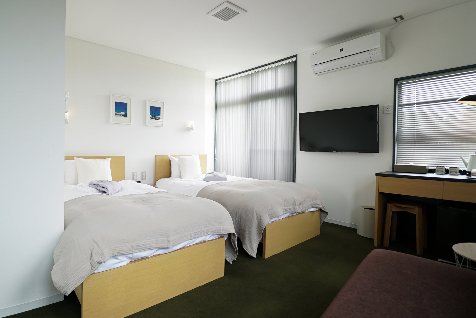 Twin extra room