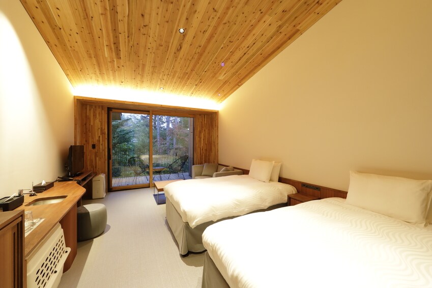 Forest Terrace Moderate 4