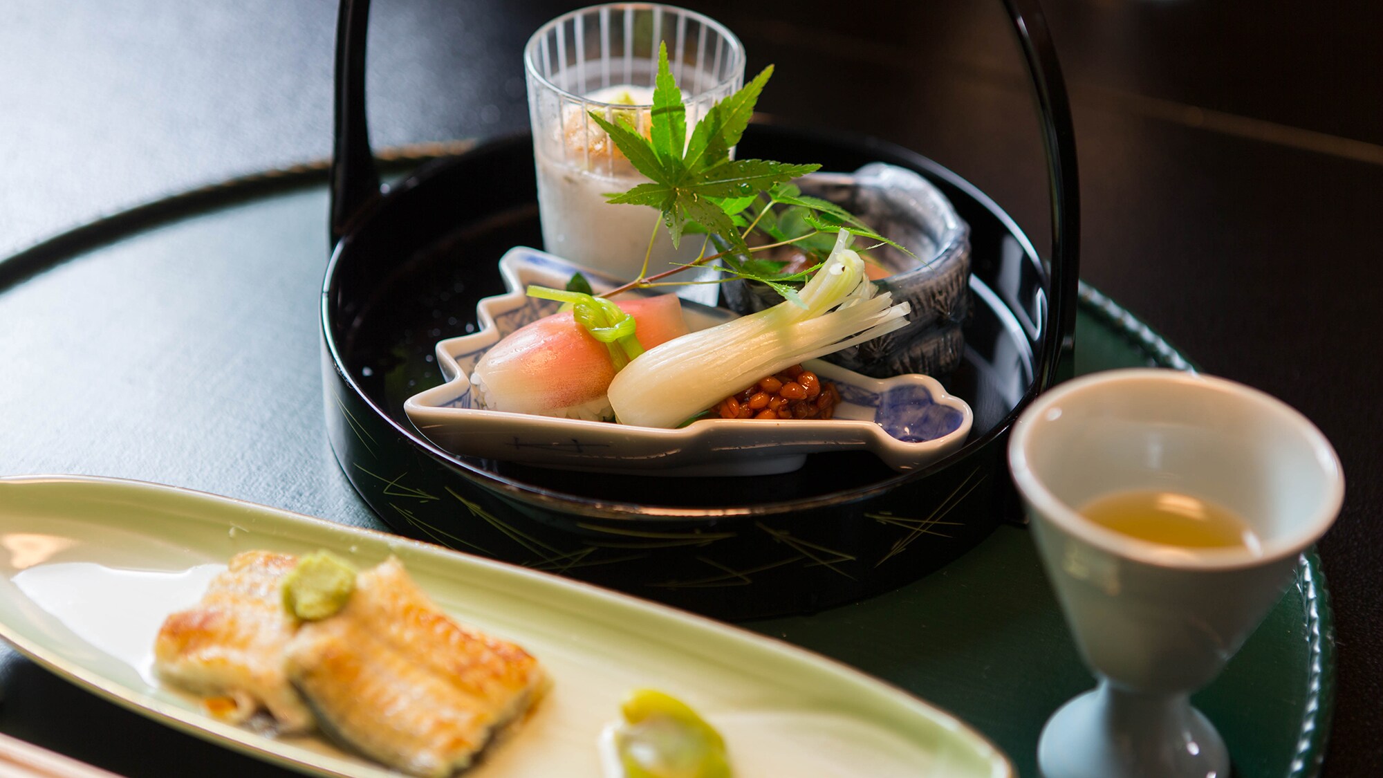 【기본 가이세키】 사계절을 존중하고 풍정을 느끼는 일본인의 감성을 소중히 한 본격 가가 가이세키.