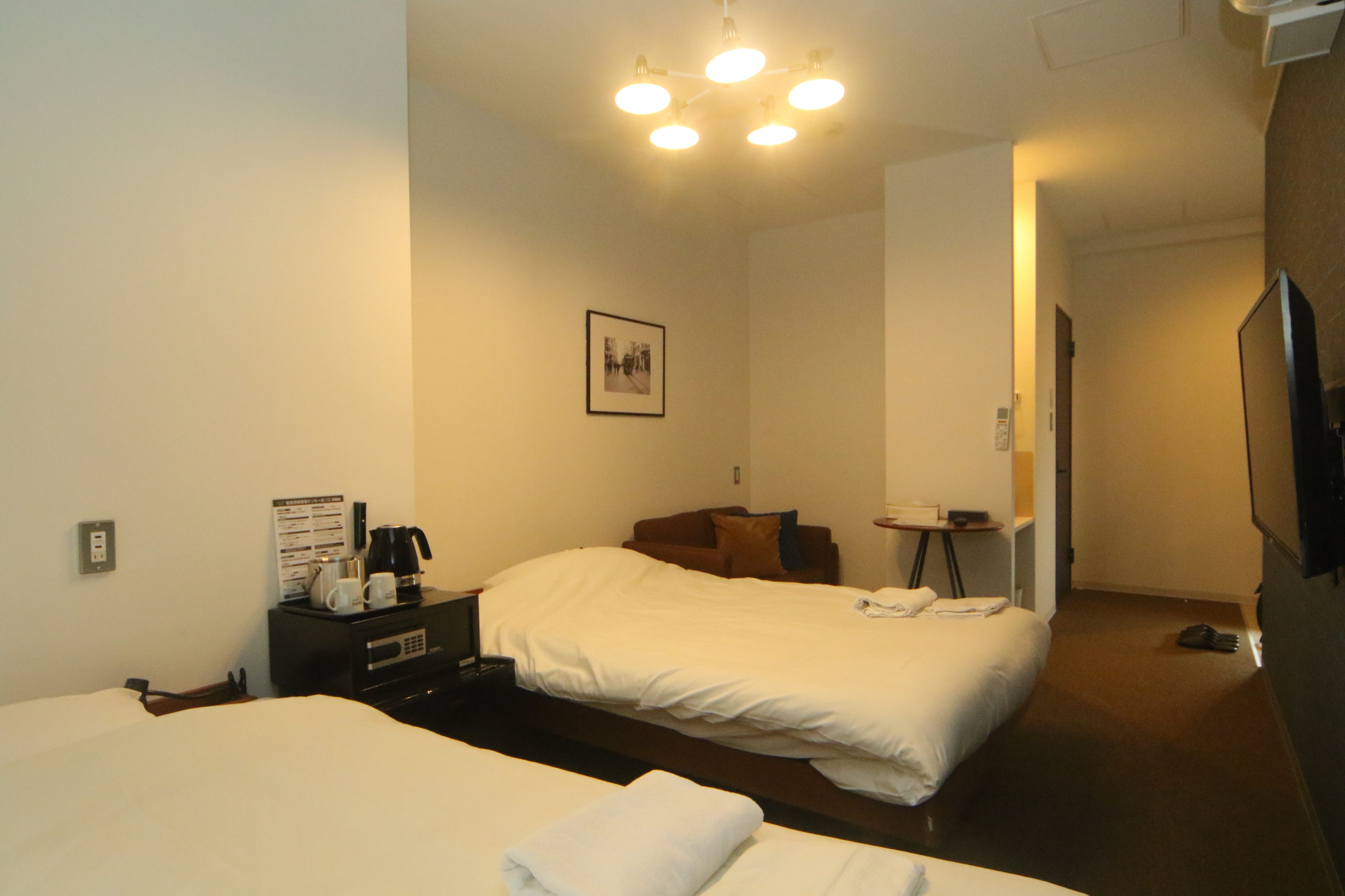 Standard Twin Room with Electric Bicycle