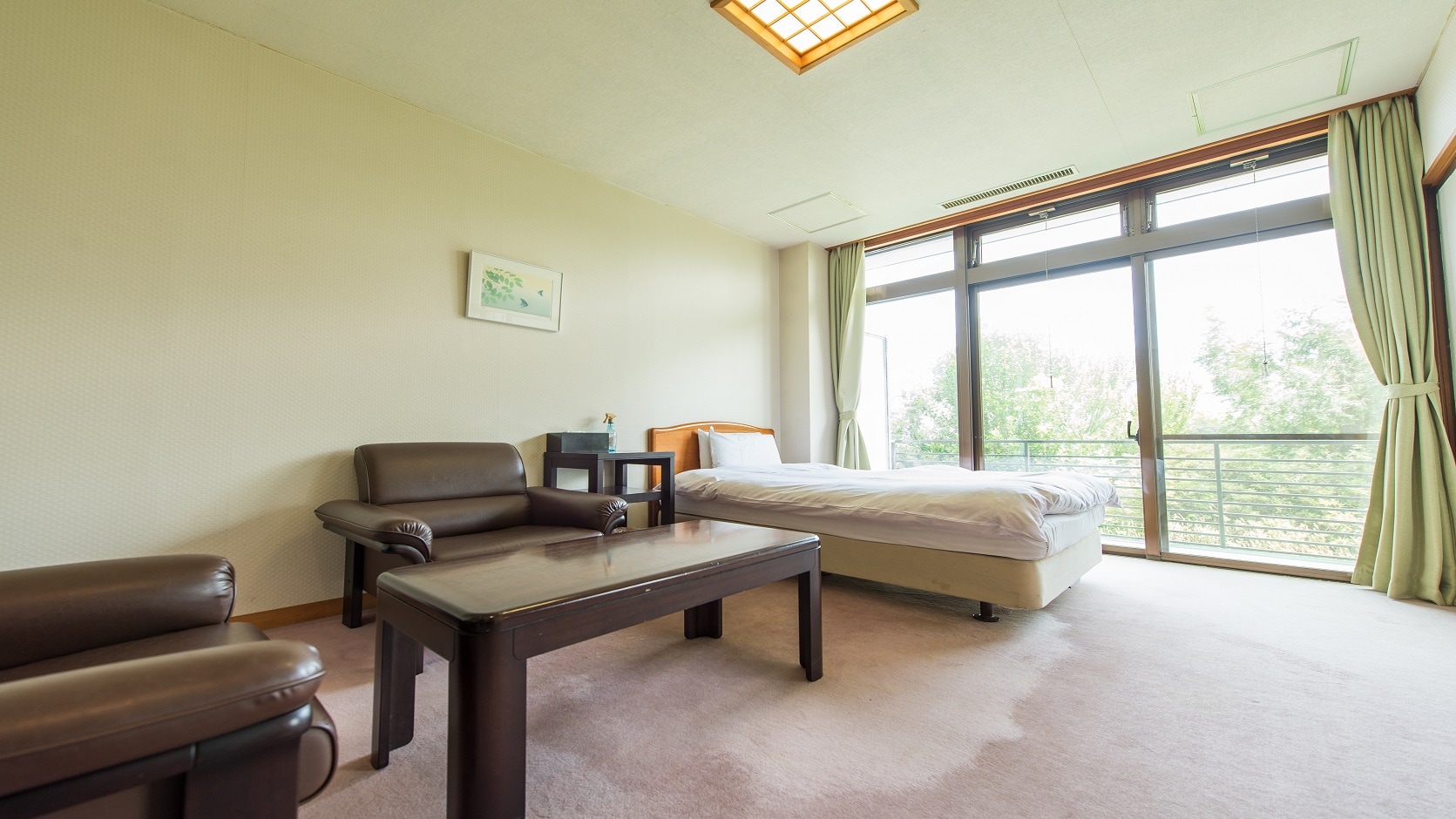 Annex guest room