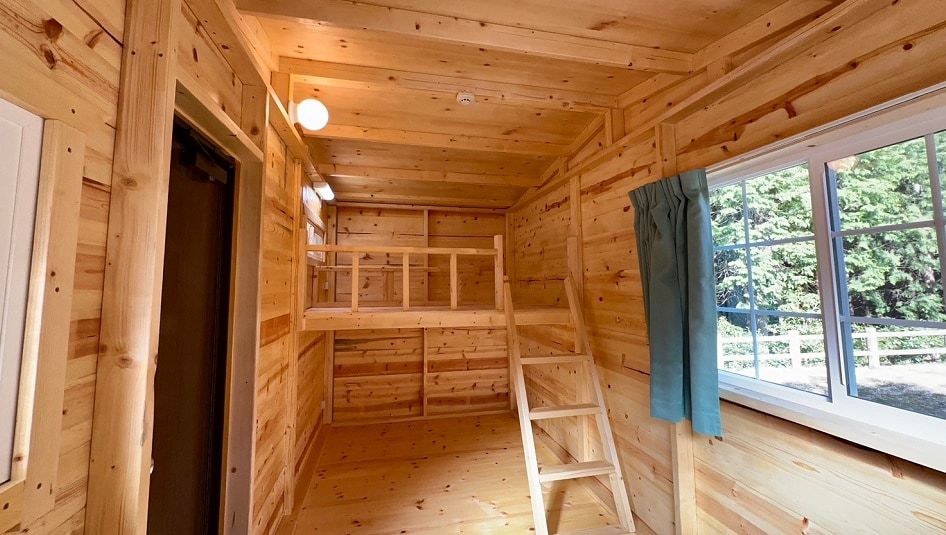 木屋內部