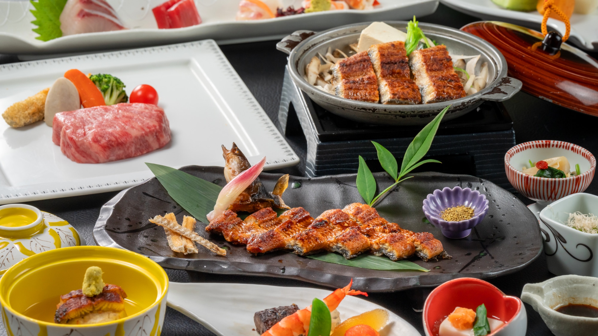 [All-you-can-eat eel and wagyu beef course] A popular menu recommended by Roppokan! Enjoy a luxurious selection of eel dishes and Japanese black beef!