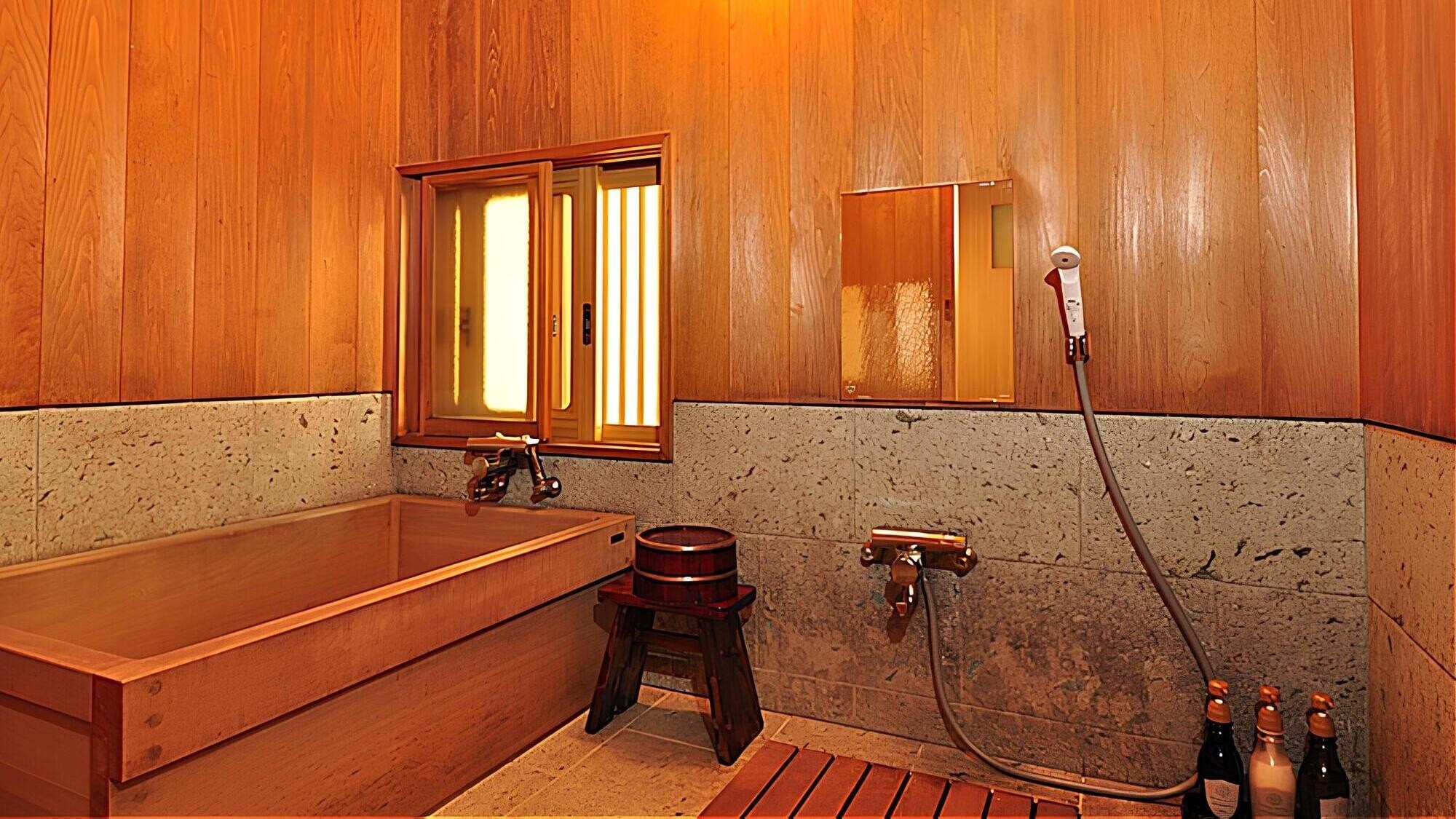Relaxation Room Special Room Japanese-style Bedroom with Hinoki Bath
