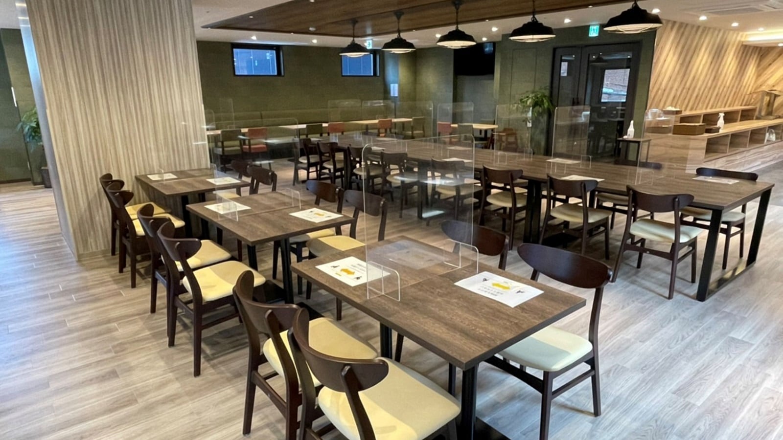 Breakfast venue (with acrylic board)
