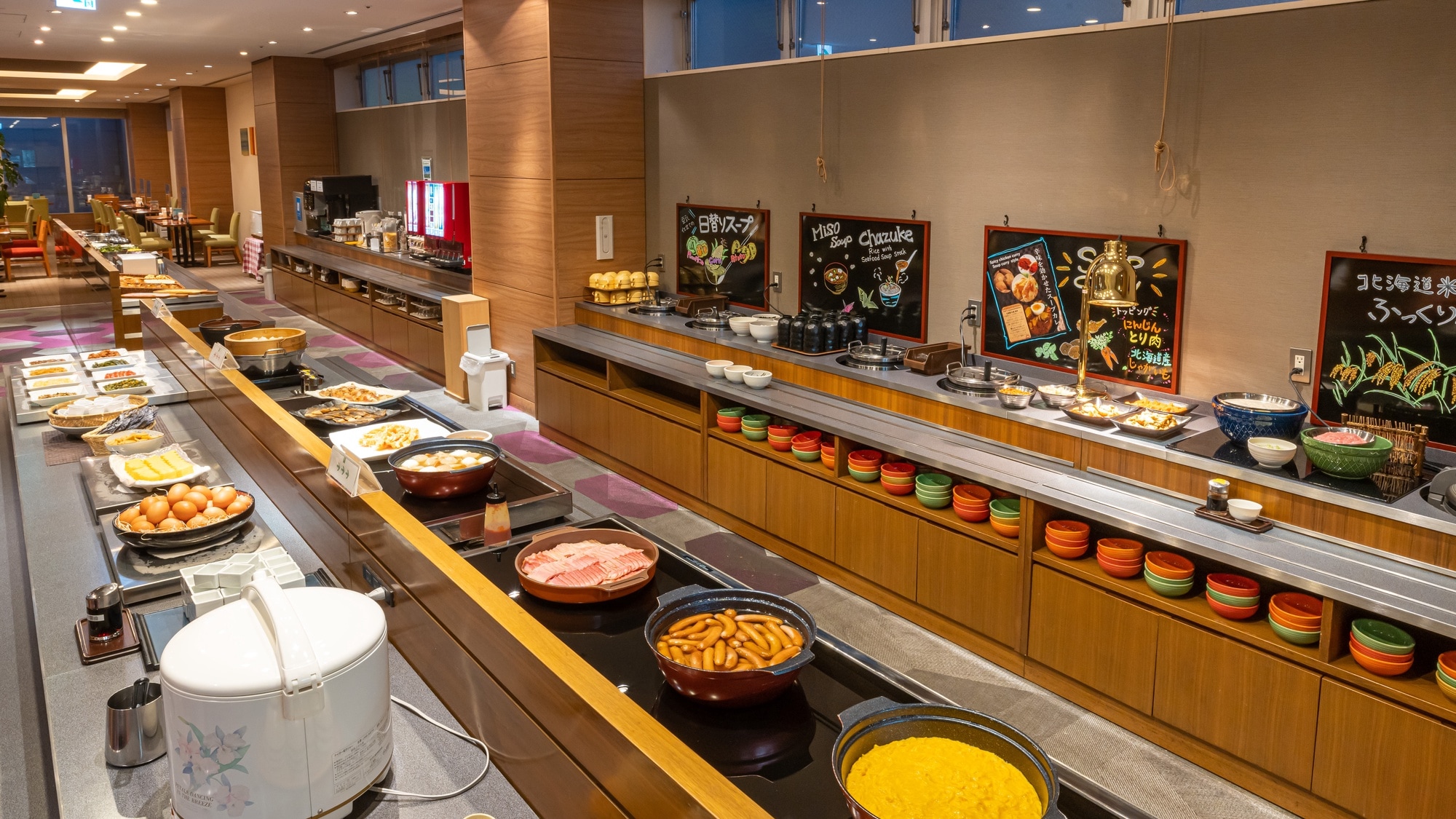 Breakfast buffet (image)