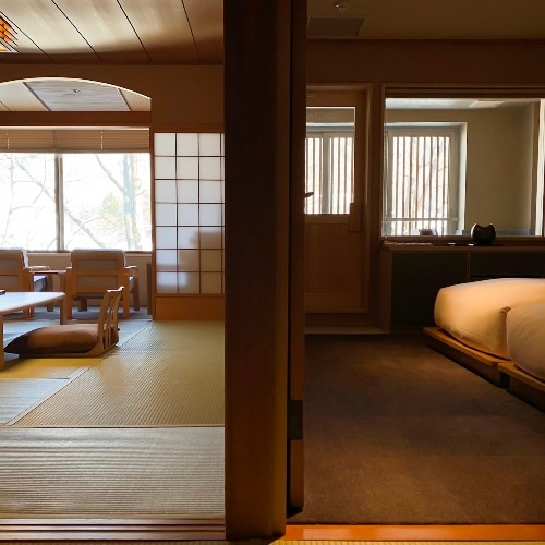 Japanese and Western room with observation bath (70 square meters)