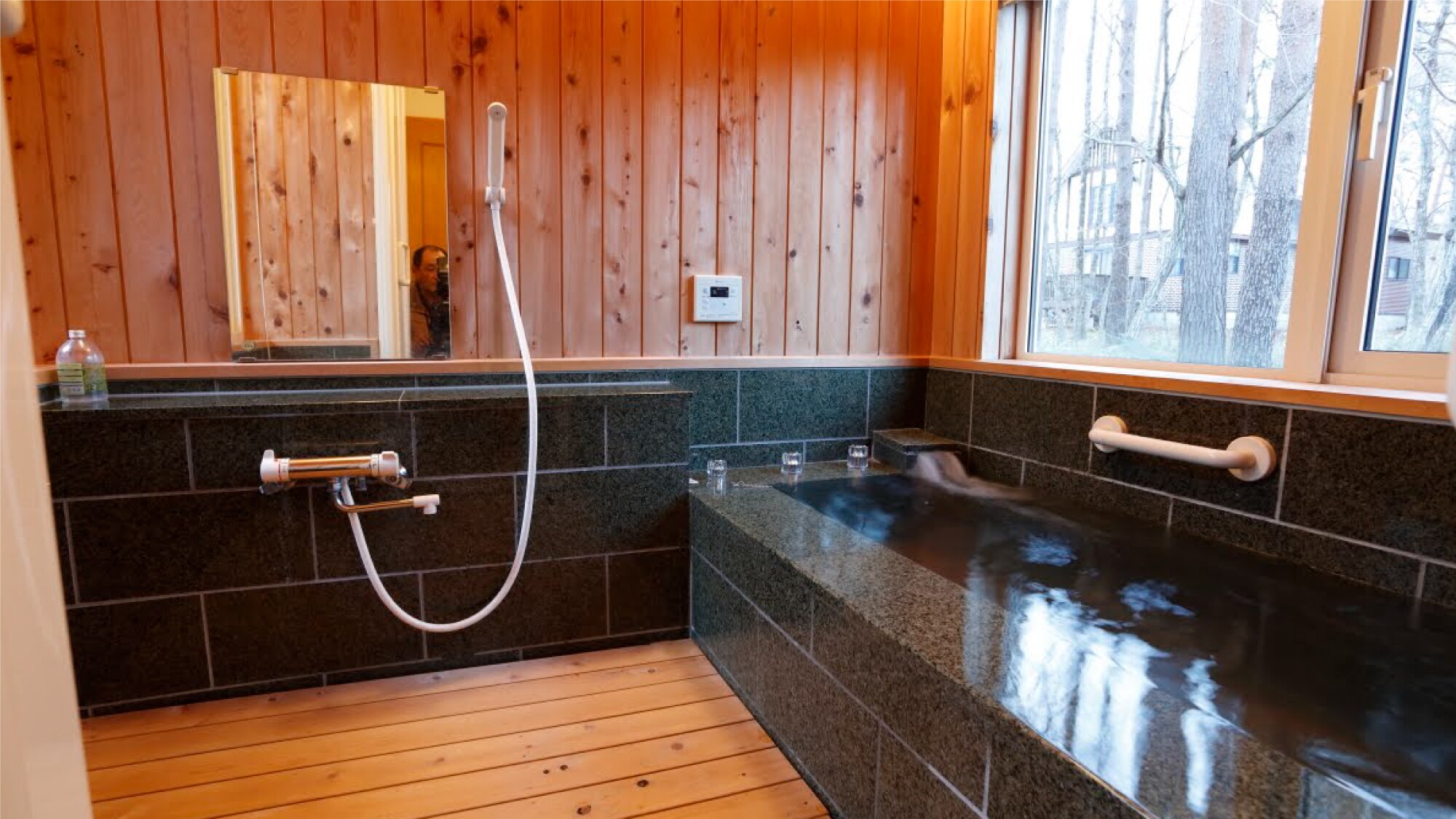 [Rental Cottage G Type] Bathroom with natural hot spring water
