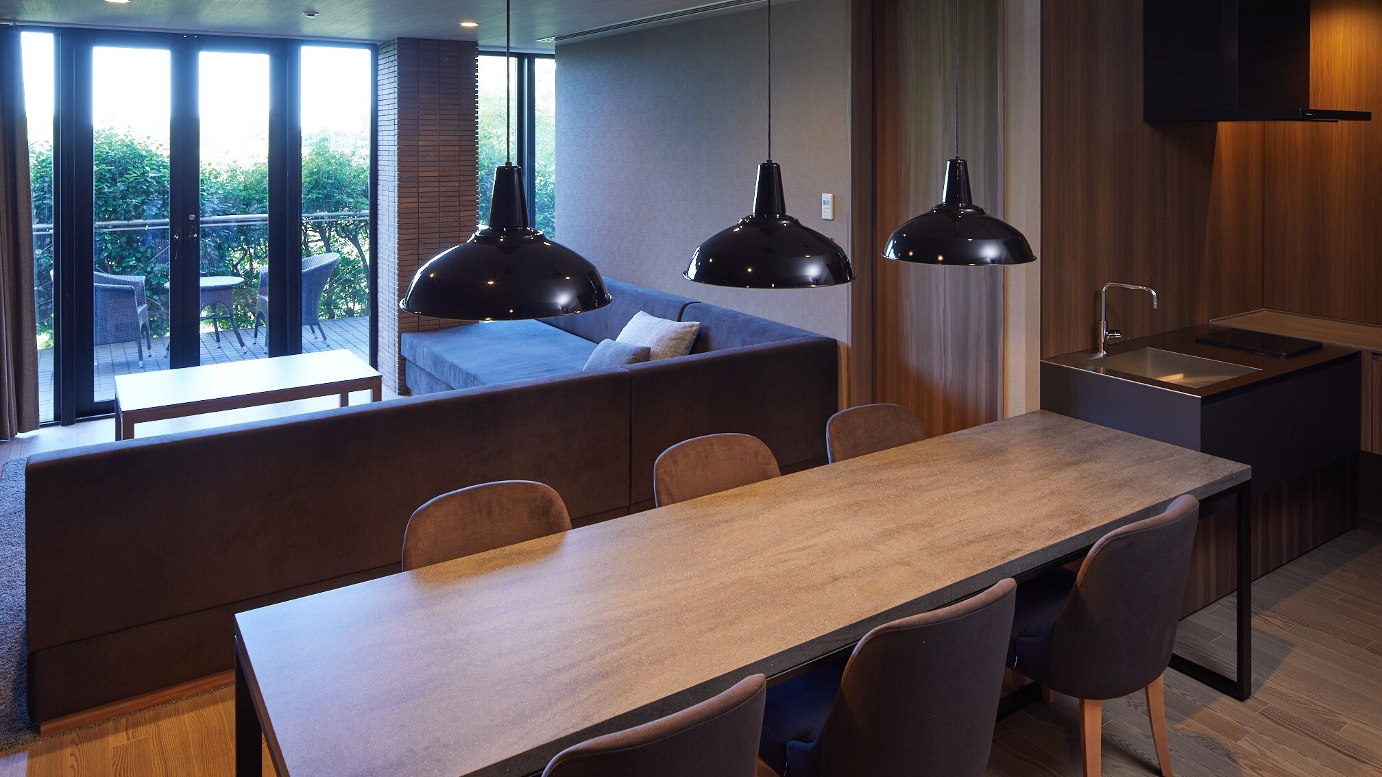 Kamar kondominium C (gambar)