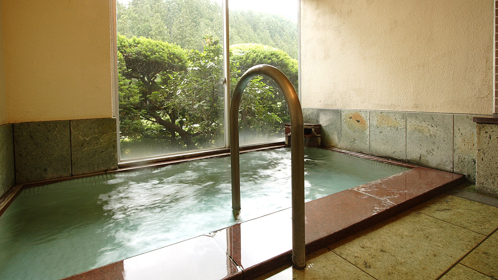 *Indoor bath