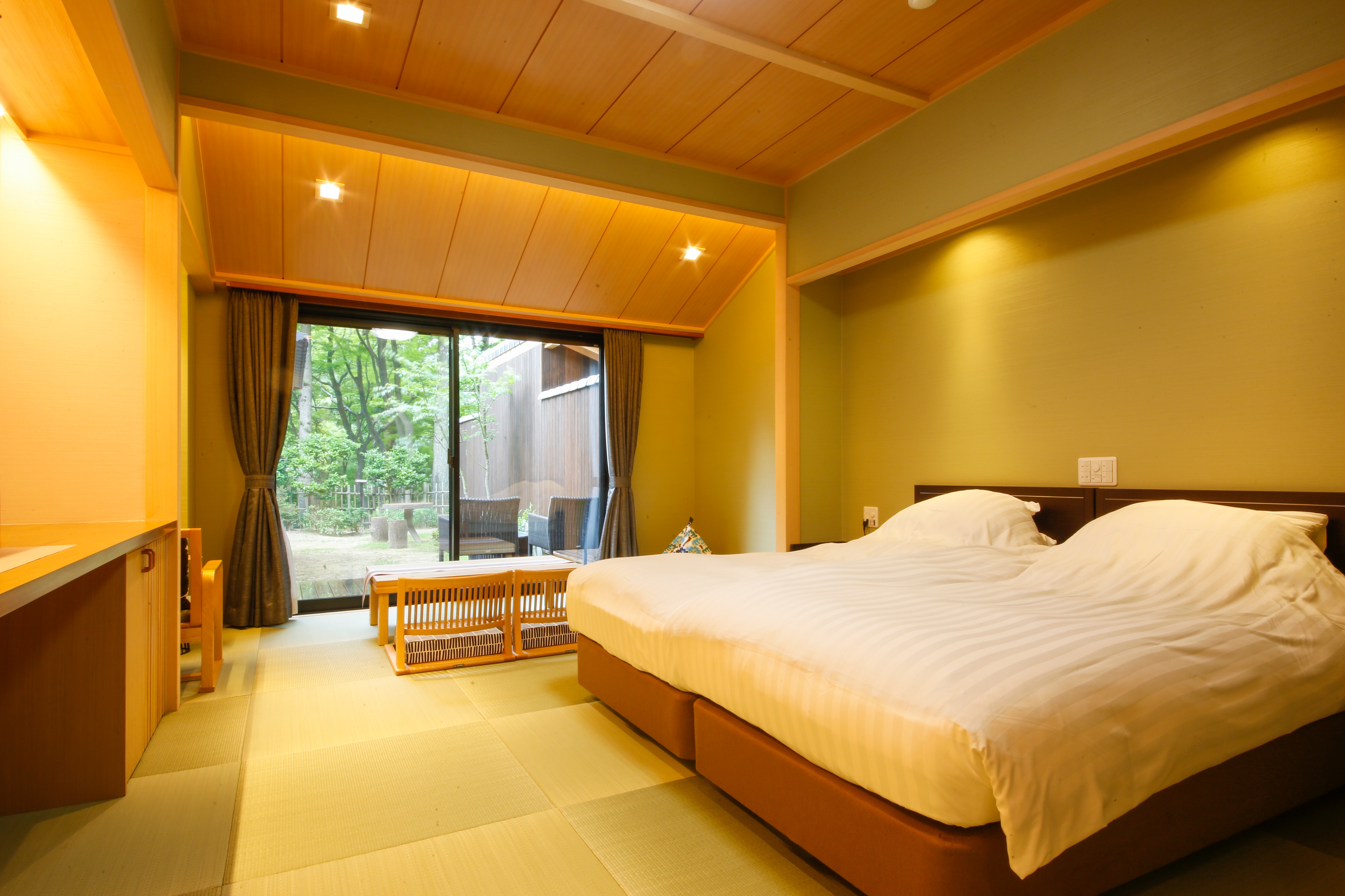 Guest room with hot spring [Nene Pomegranate]