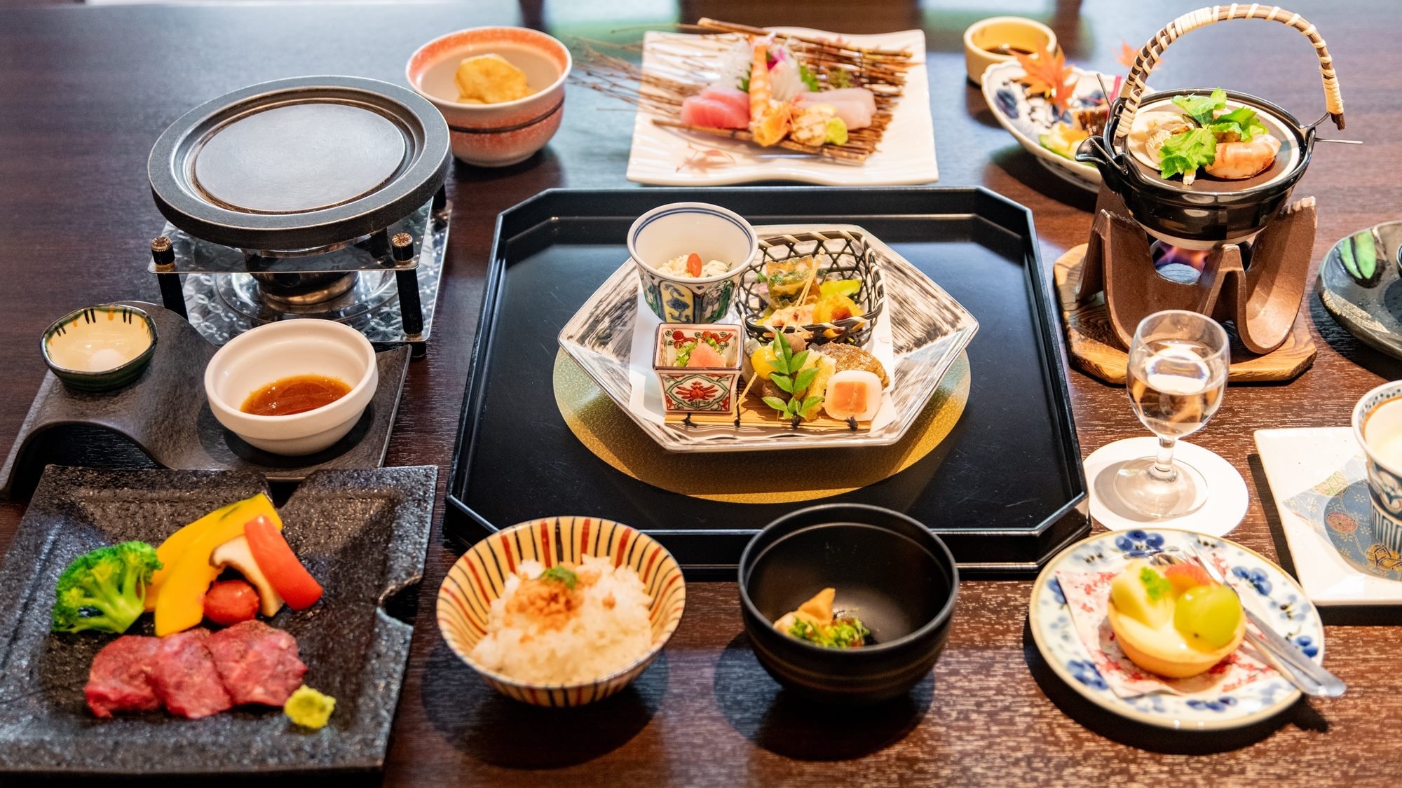 [Upgraded Kaiseki] Enjoy Japanese Black Beef along with the four seasons of Kirishima