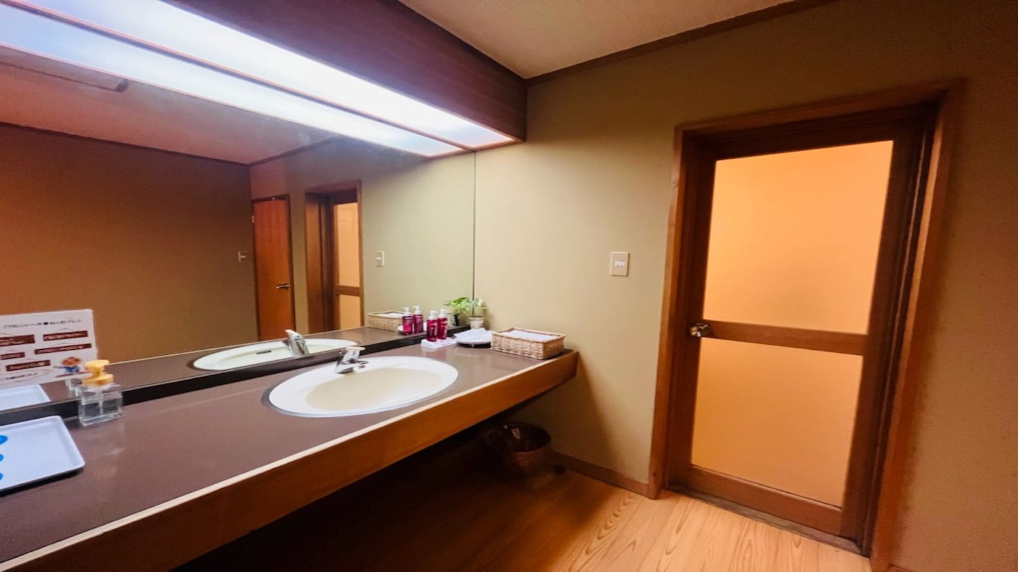 [Large general Japanese-style room 10 to 15 tatami mats] Room wash image