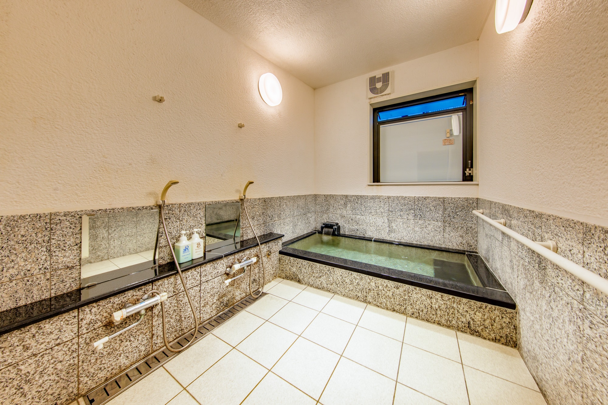 Women's Bath 2022
