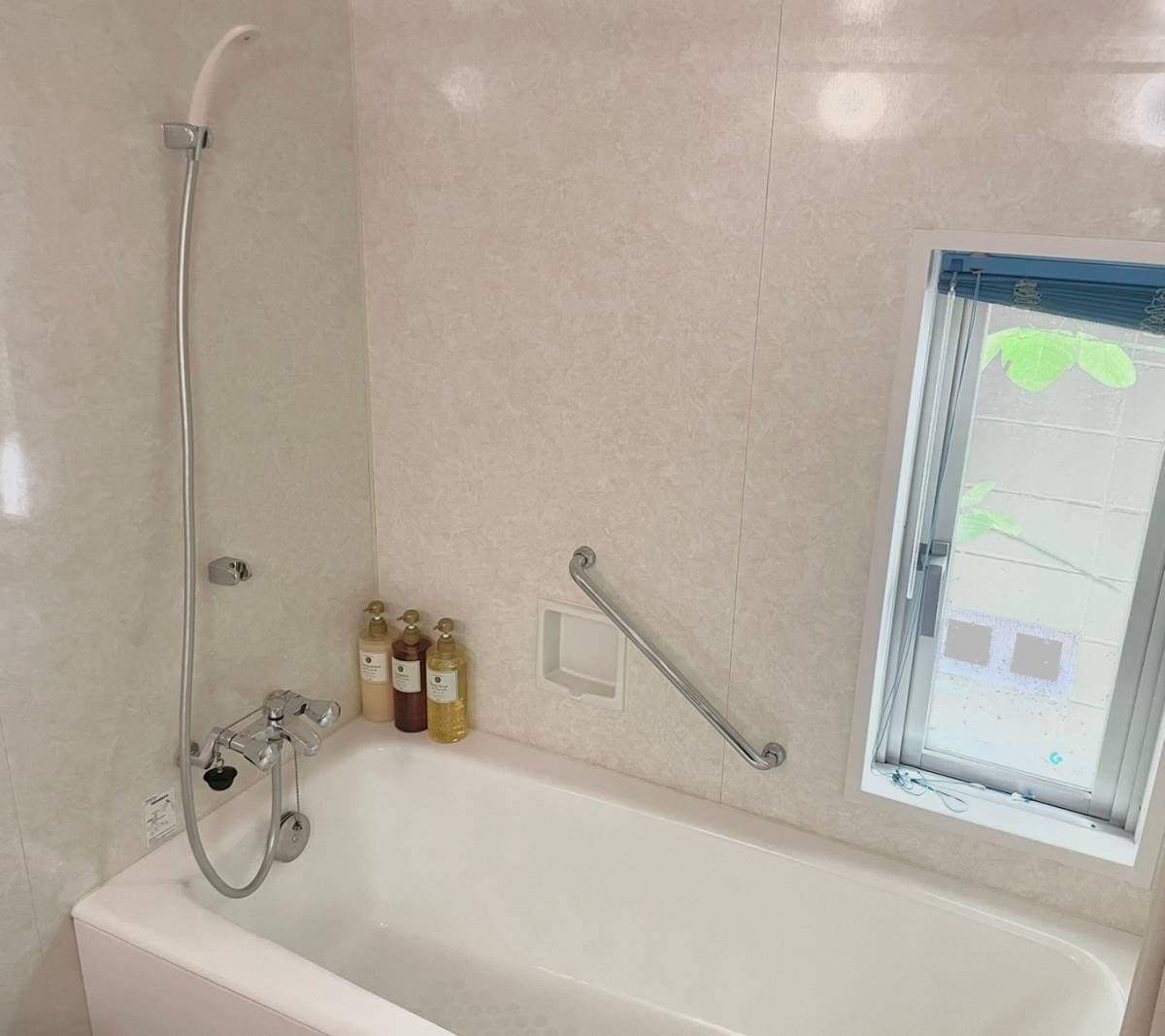 [Kamar Vila] Bak Mandi