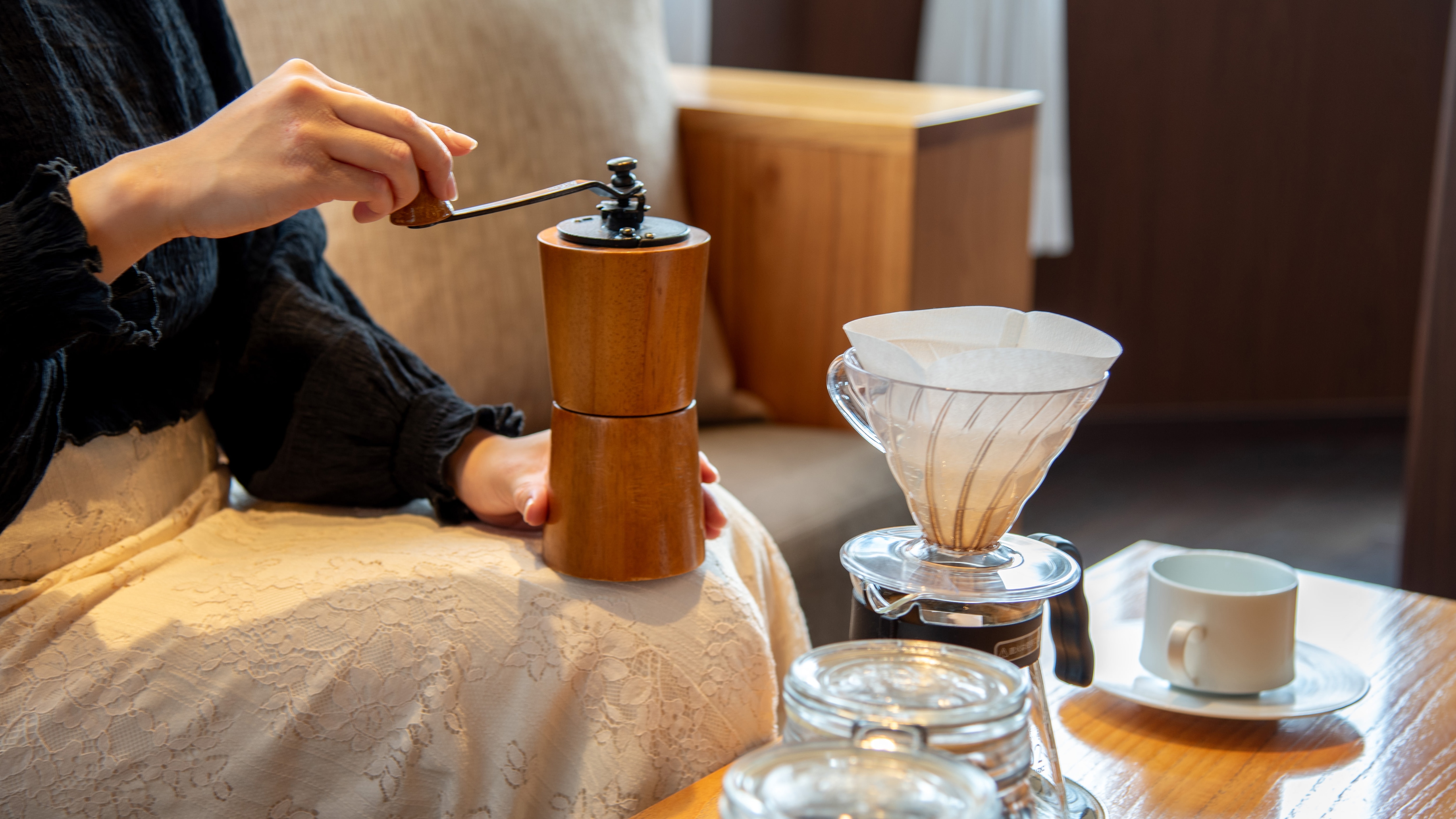 [Raku Lounge] Kopi yang diseduh dari biji kopi