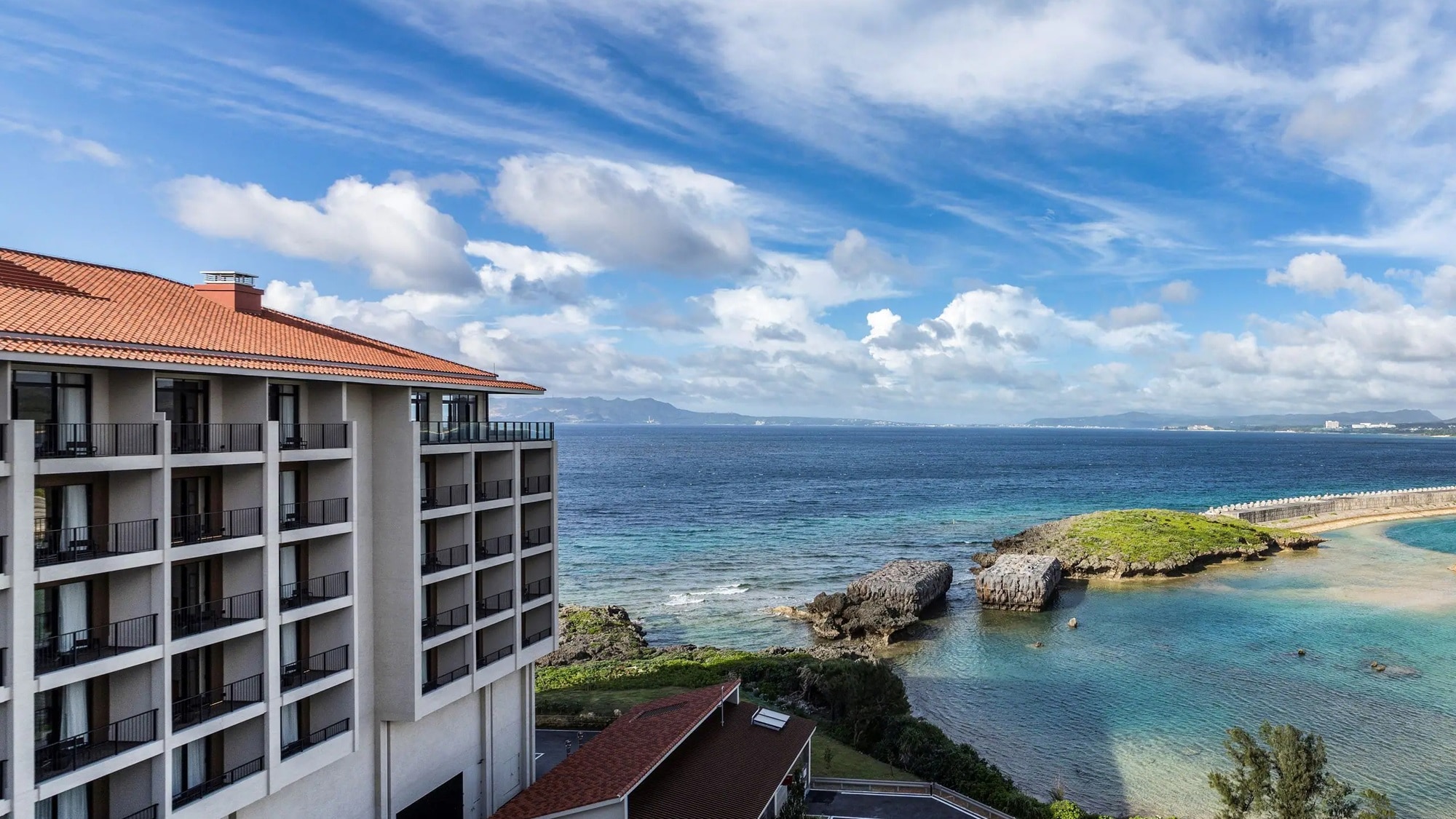 <Partial Ocean View> The view varies depending on the room.