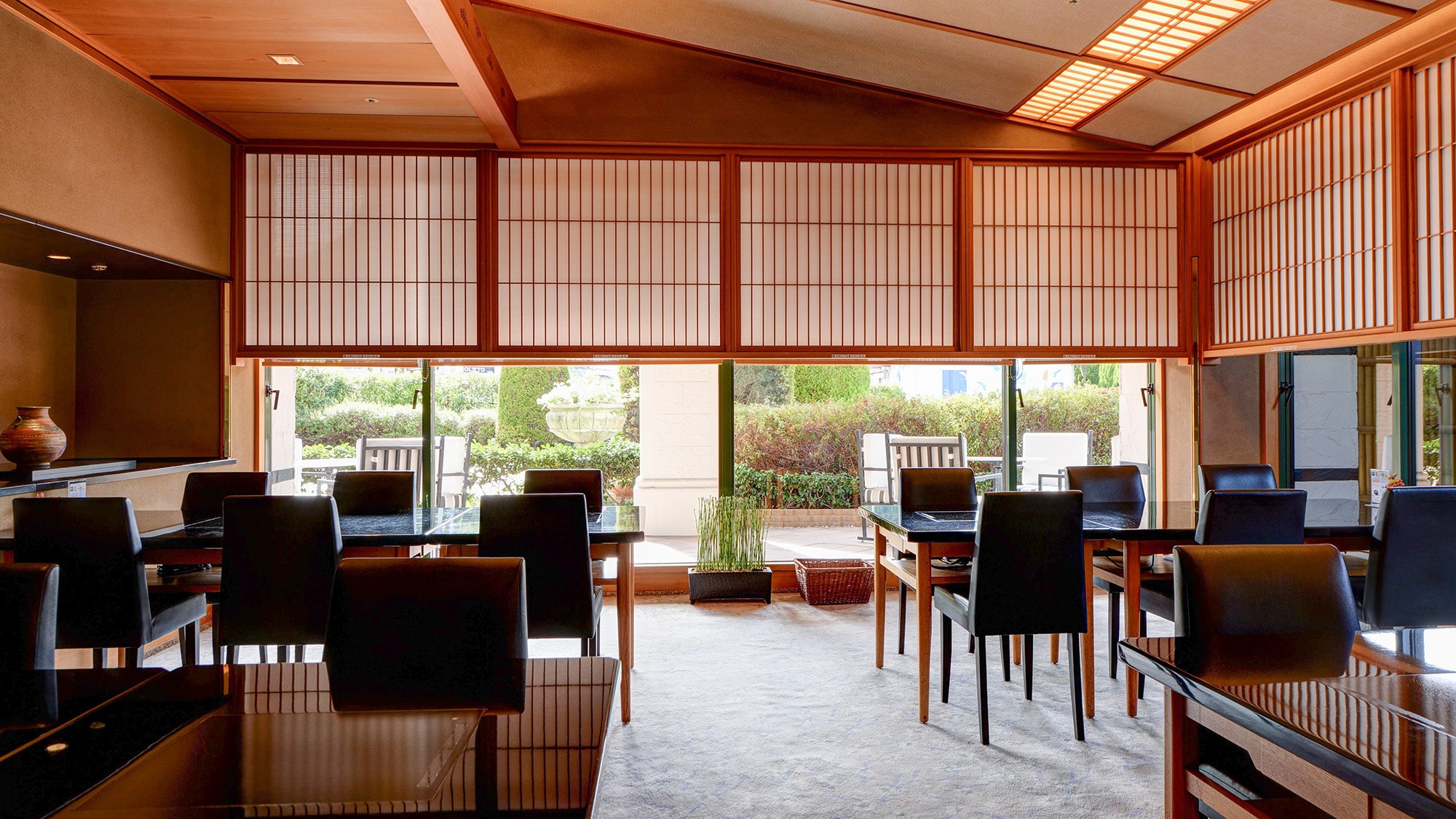 *Kizashi餐厅：深受当地人喜爱的日本餐厅