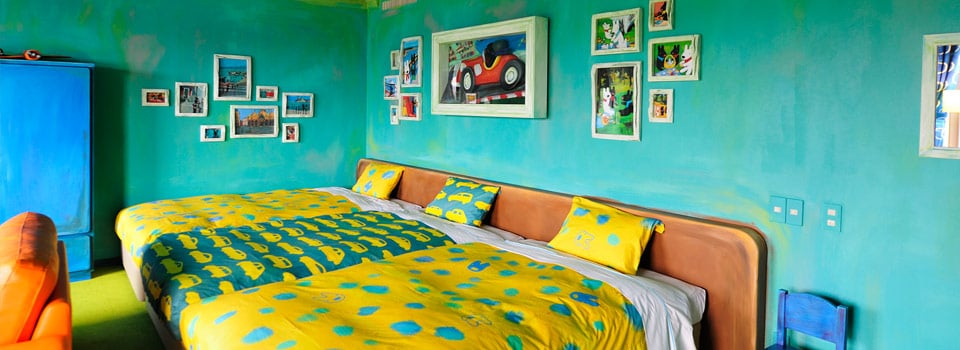 Gas Pearl Room