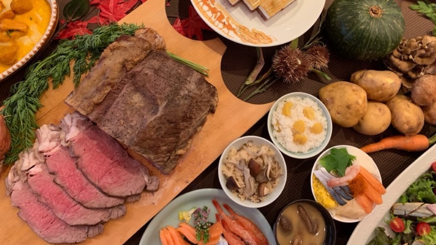 Dinner buffet with carefully selected ingredients (image)