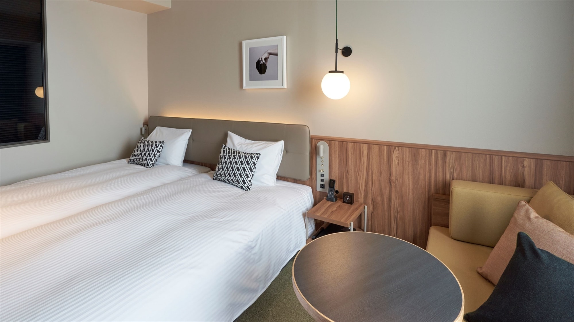 [Comfort twin with sofa bed] Relax in a compact and functional room.