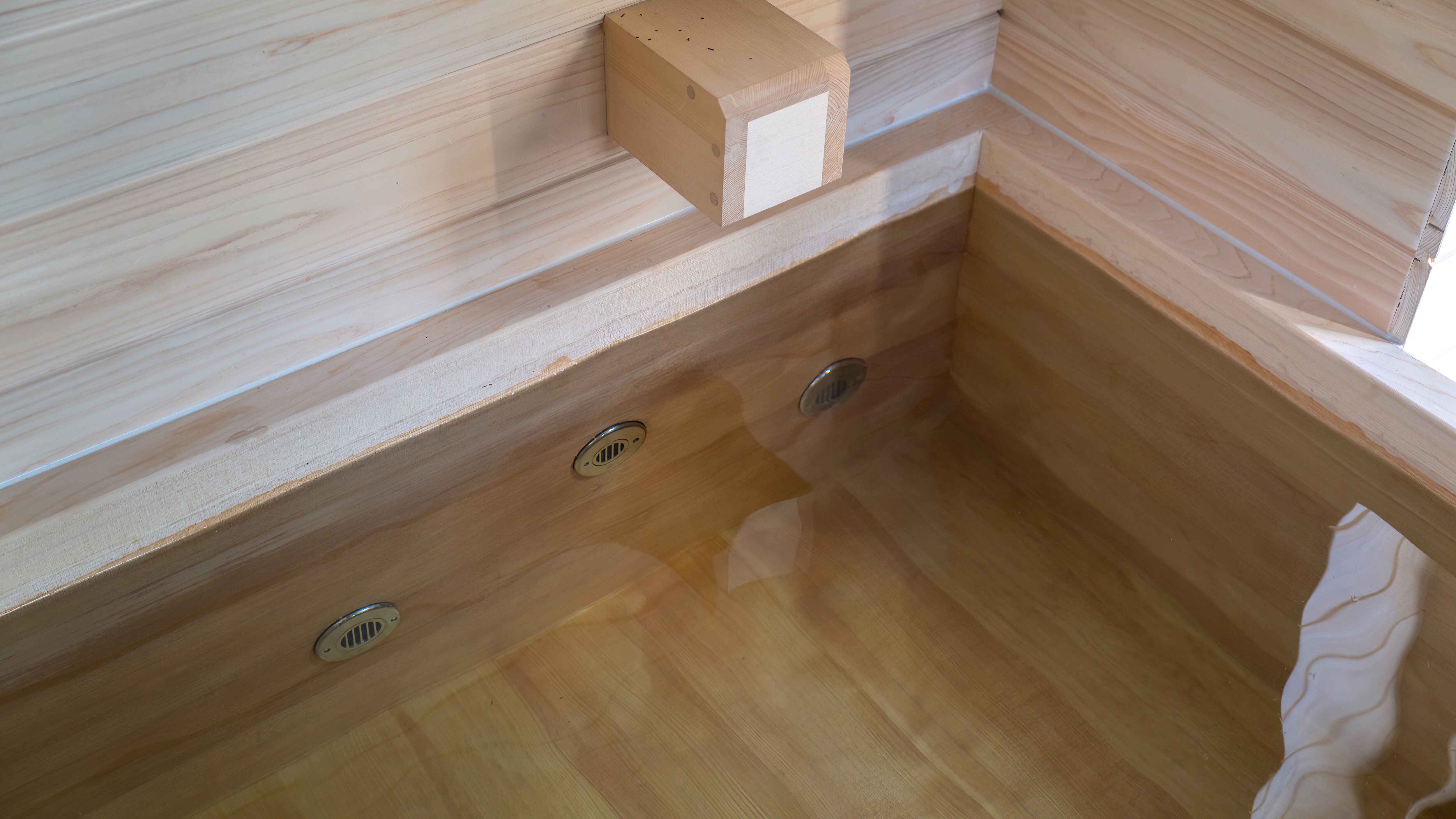 [Opening in autumn 2012! Separate bath "Yu"] Enjoy the hot spring in your room.