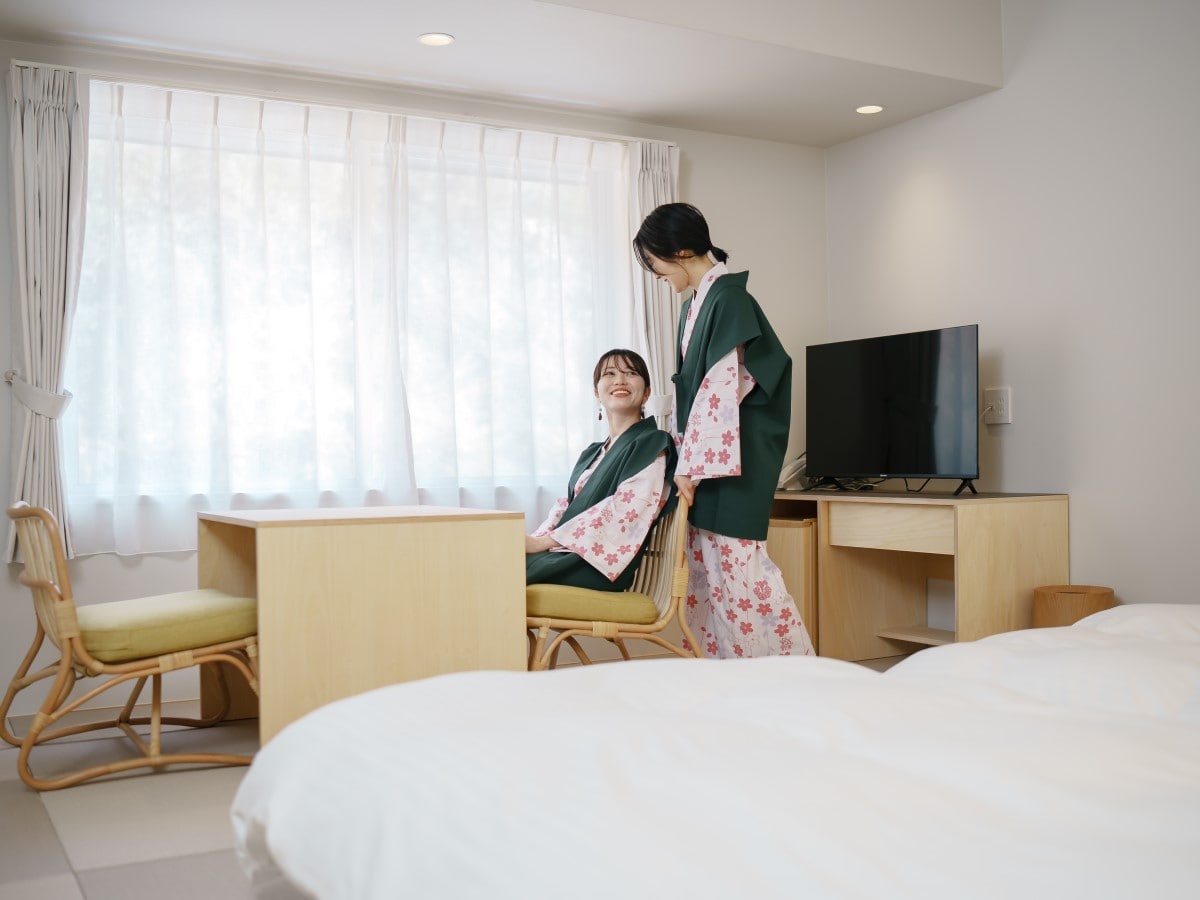 Image of how to spend time in the room