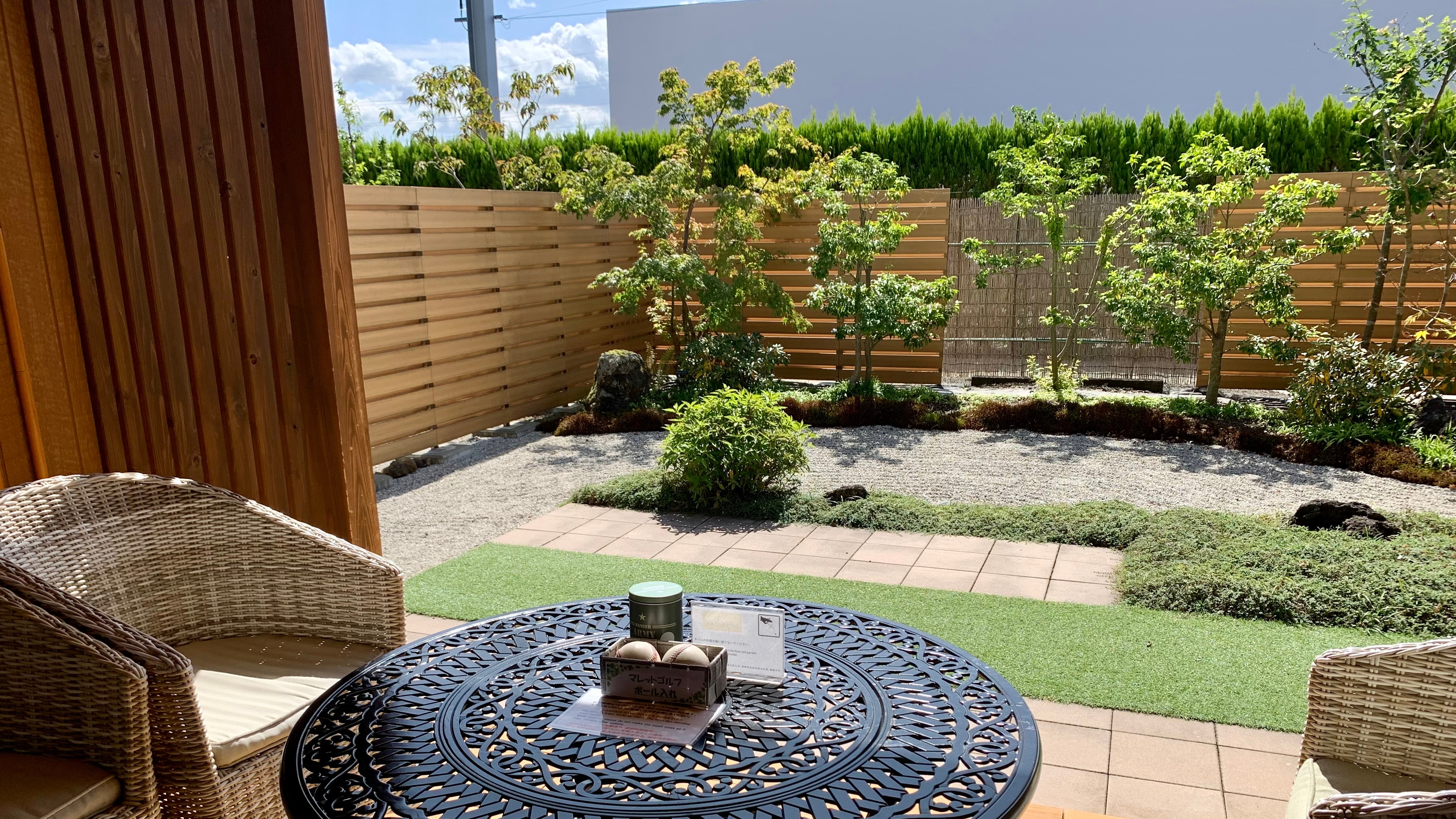 Garden terrace where you can enjoy a small garden [Garden Twin]