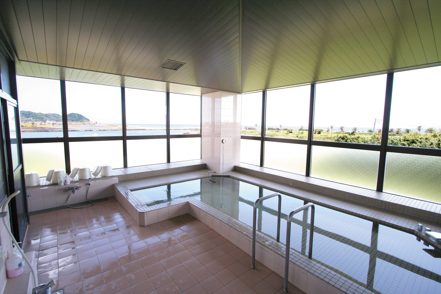 Large communal bath