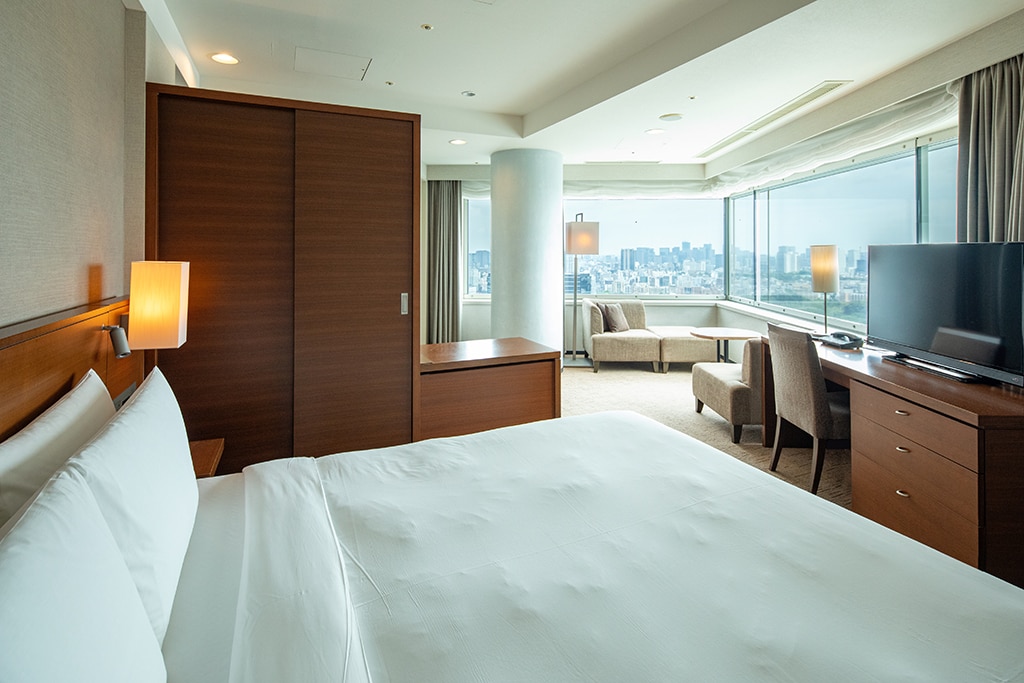 Panoramic King Room (34㎡) Southeast side image