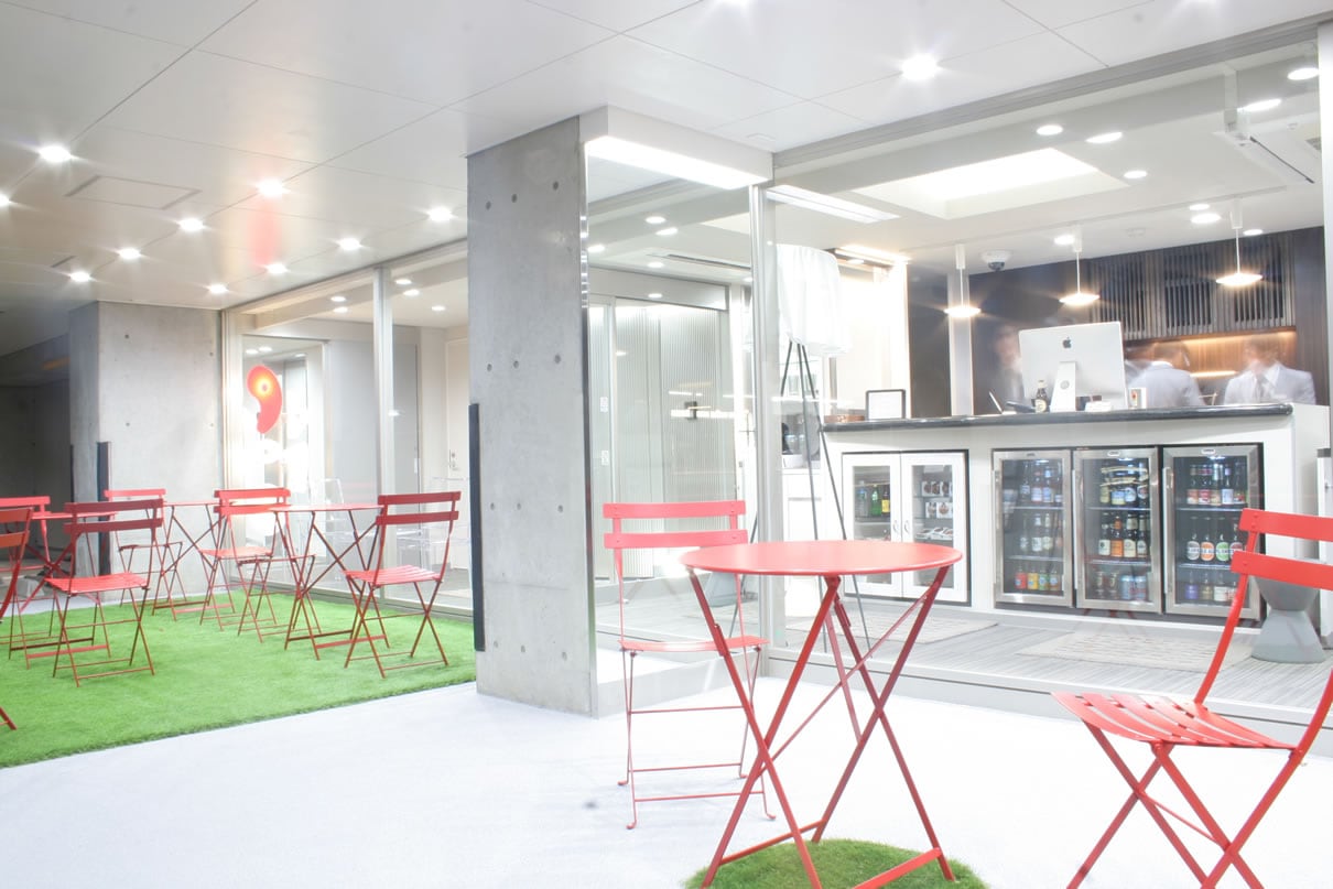1F 프론트 외관