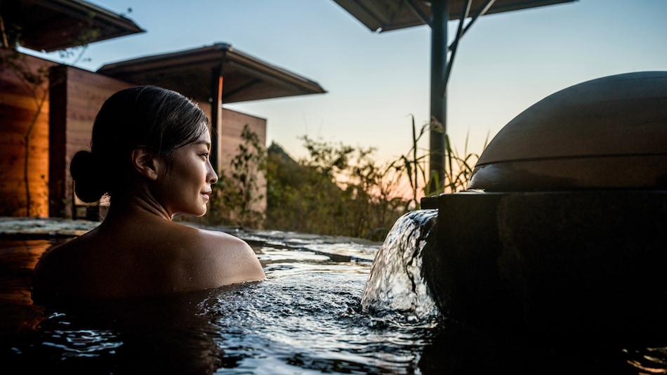 Open-air bath