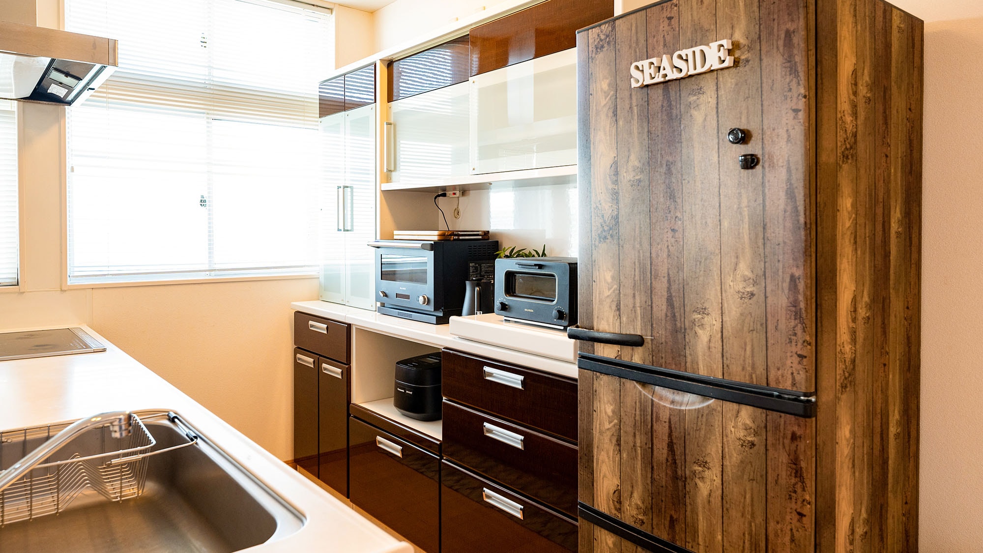 ・[Kitchen] Equipped with stylish appliances