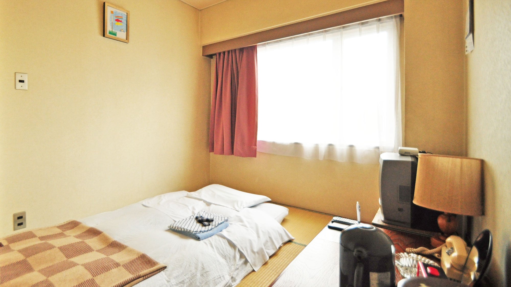 [Phòng đơn kiểu Nhật (chỉ dành cho nam, vòi sen ngoài trời)] Mùi hương của chiếu tatami sẽ tạo nên bầu không khí thư giãn.
