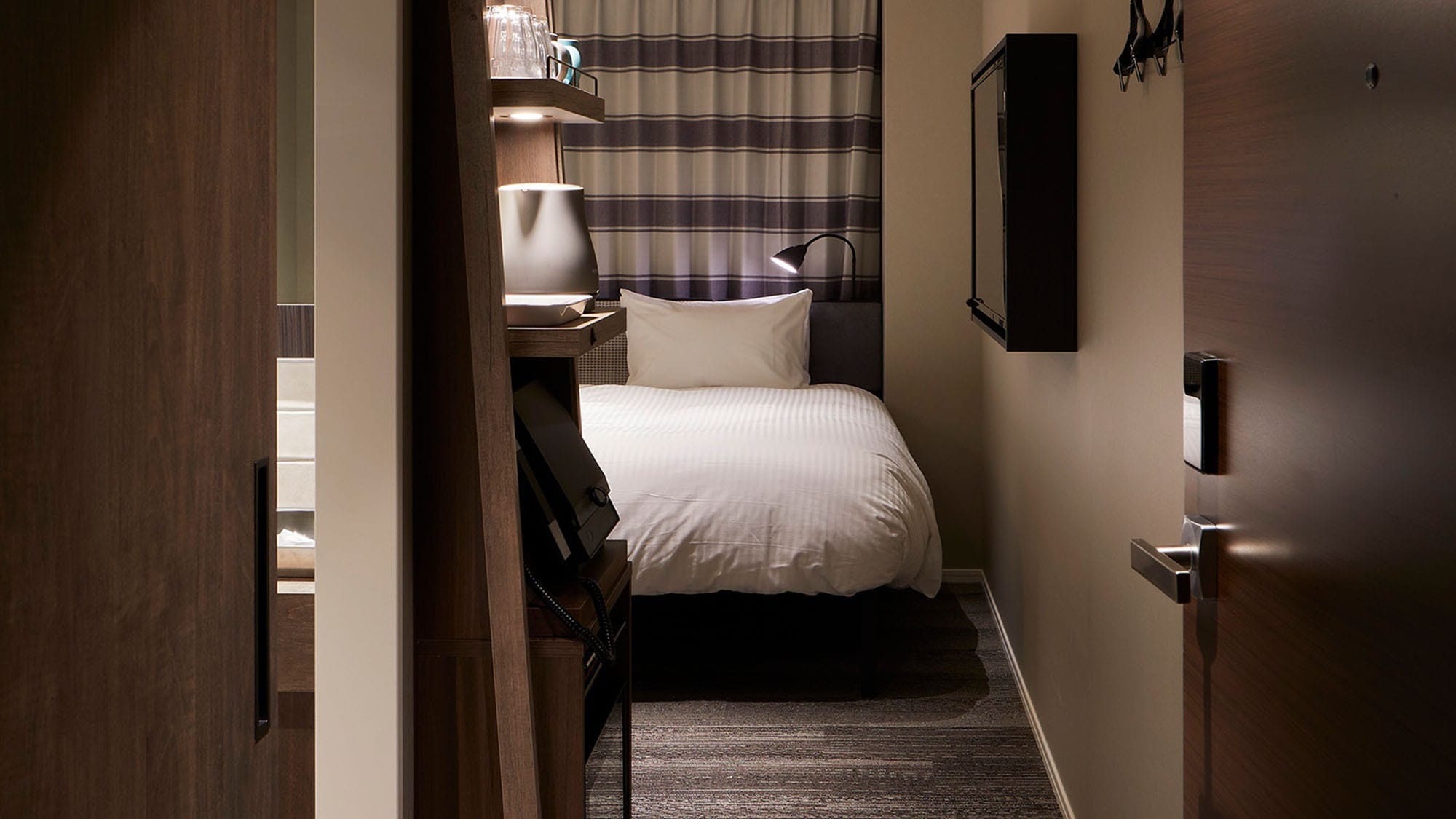 [Deluxe Twin (Triple available)] 19.20 m2 / Can accommodate up to 3 people by creating a sofa bed.