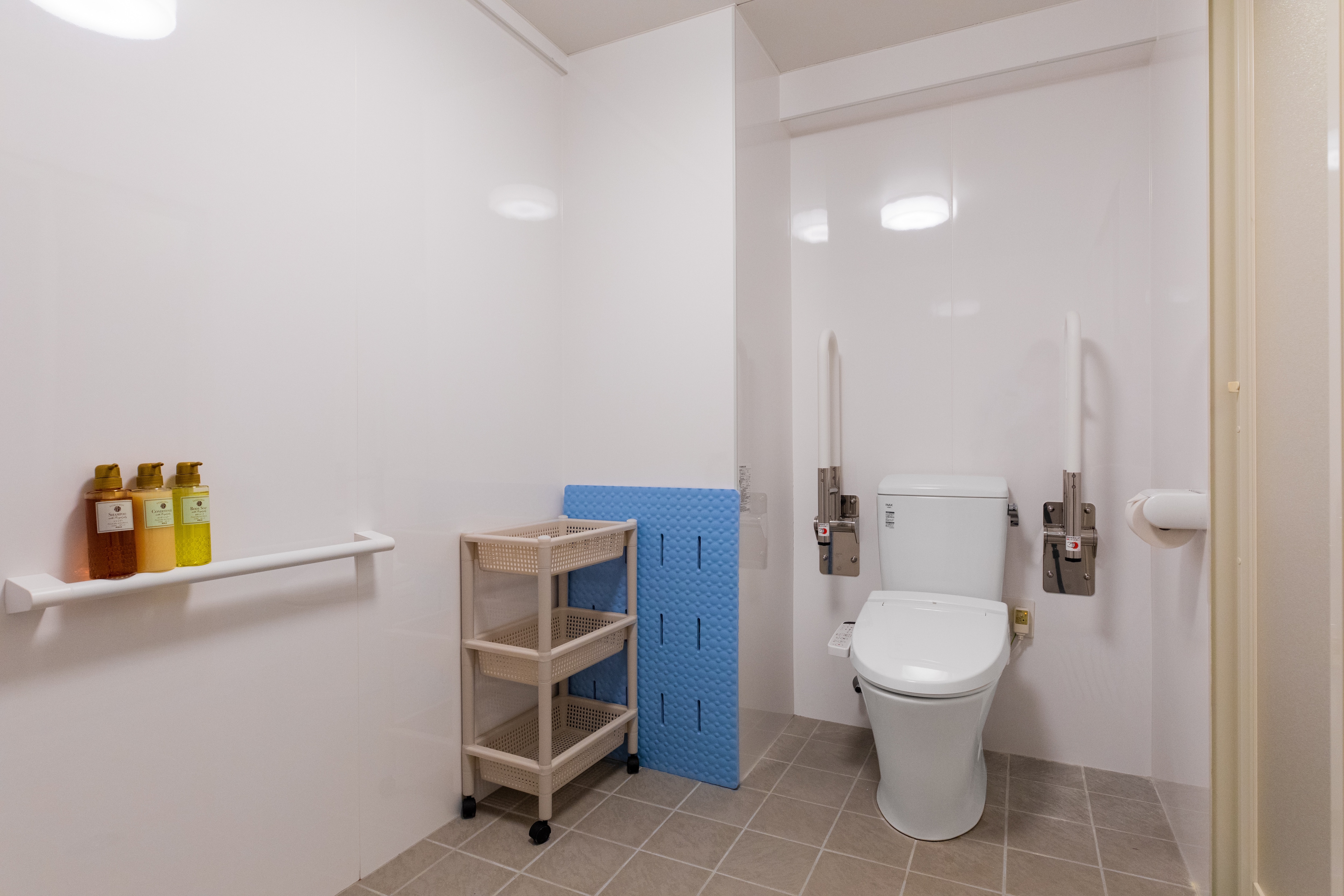 Barrier-free room