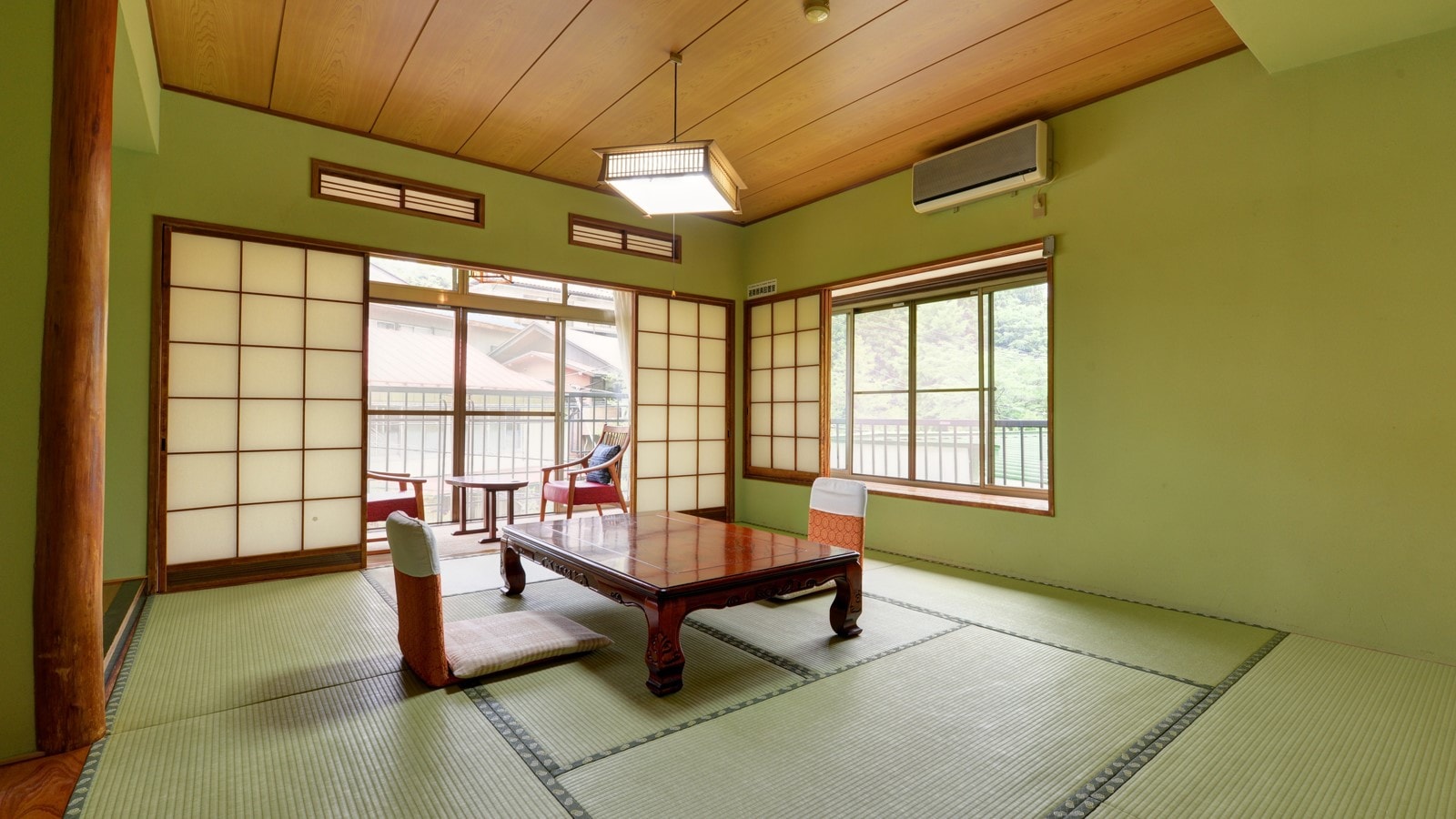 Room (Japanese-style room, 10 tatami mats)