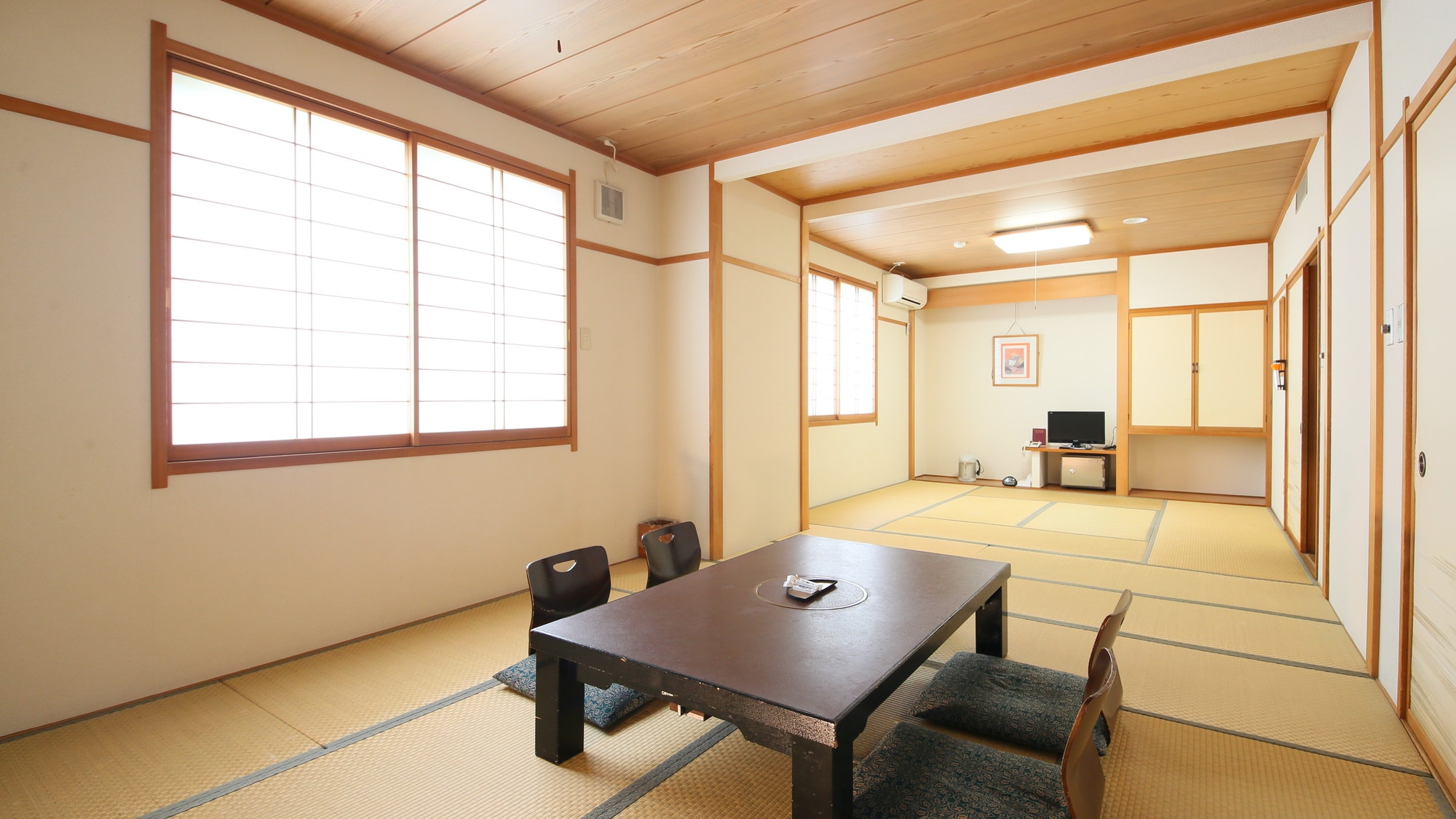 Spacious large room [Japanese-style room 20 tatami mats]