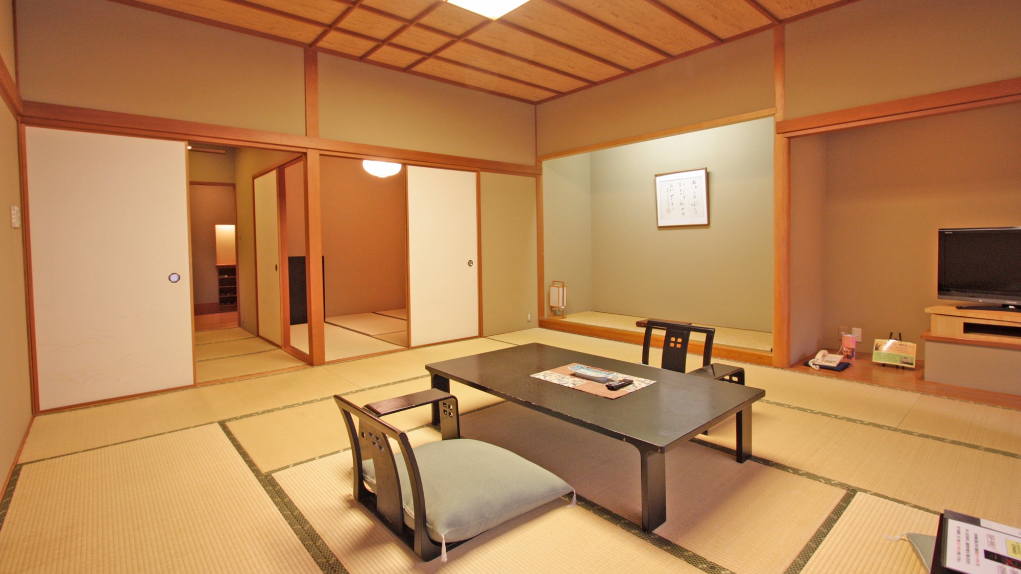 "Away Saikyotei" ห้องสไตล์ญี่ปุ่น 12.5 เสื่อทาทามิ + 4.5 เสื่อทาทามิ