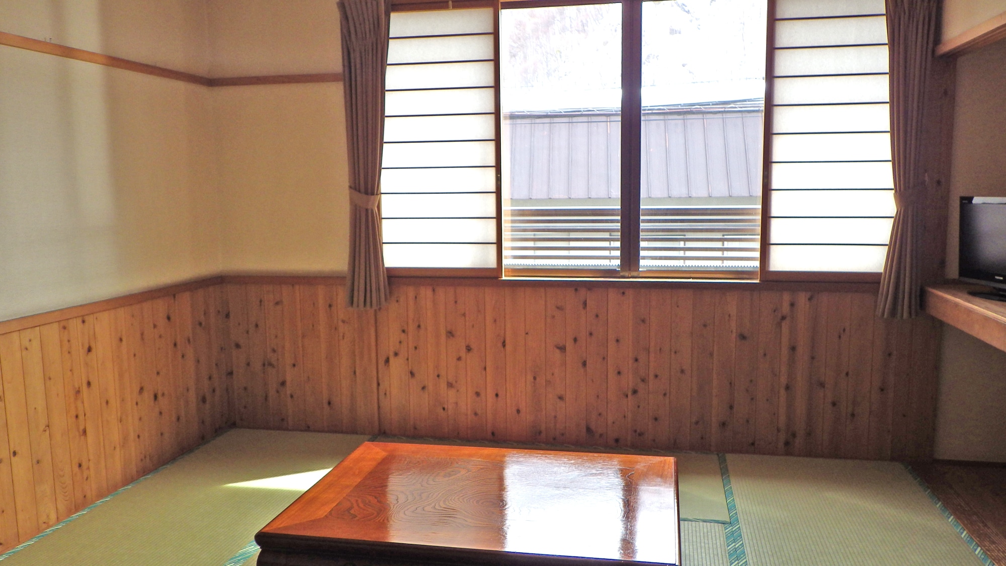 * [Room] You can spend time while feeling the magnificent nature of Oze.