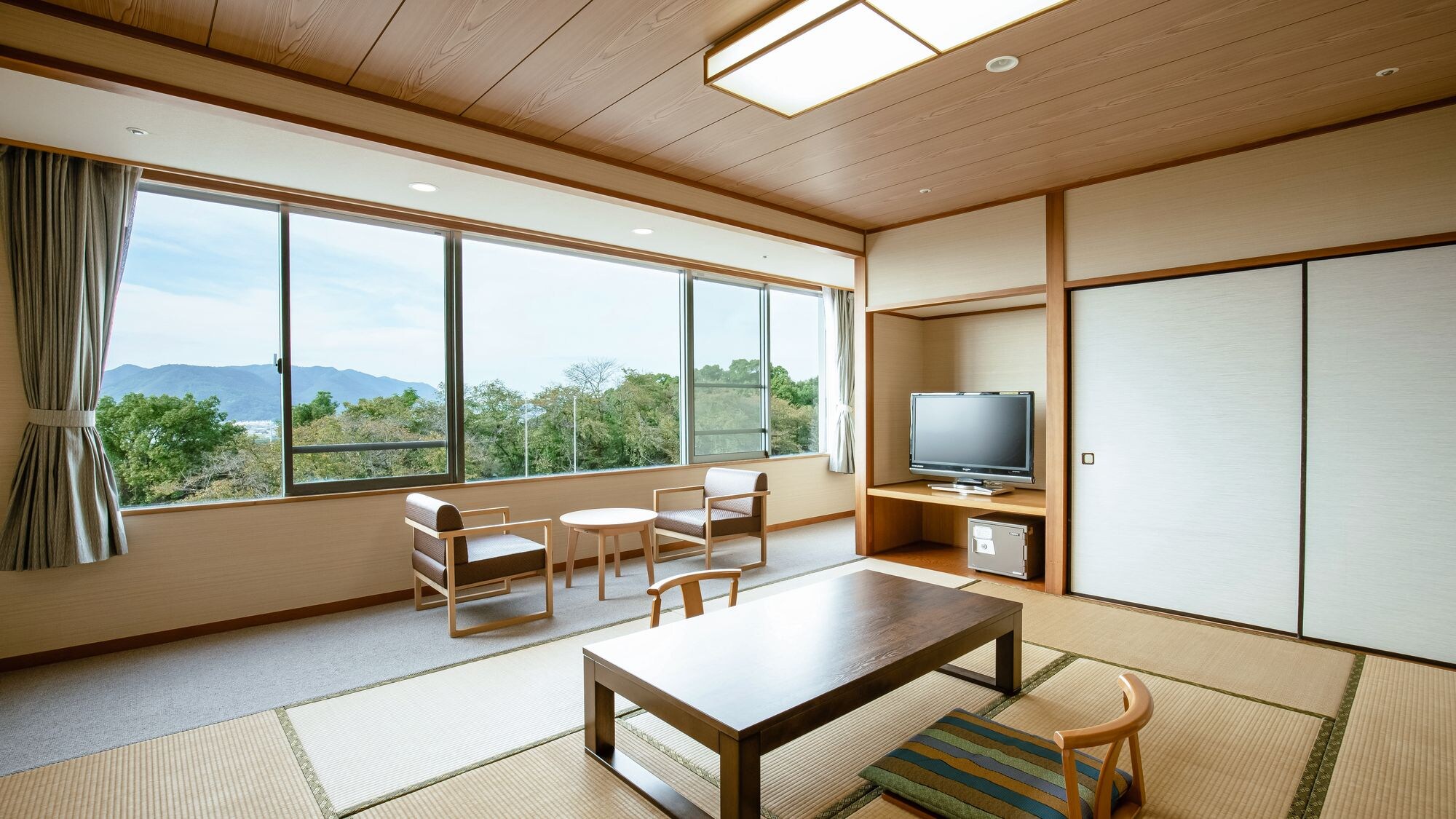 Kamar gaya Jepang 10 tikar tatami