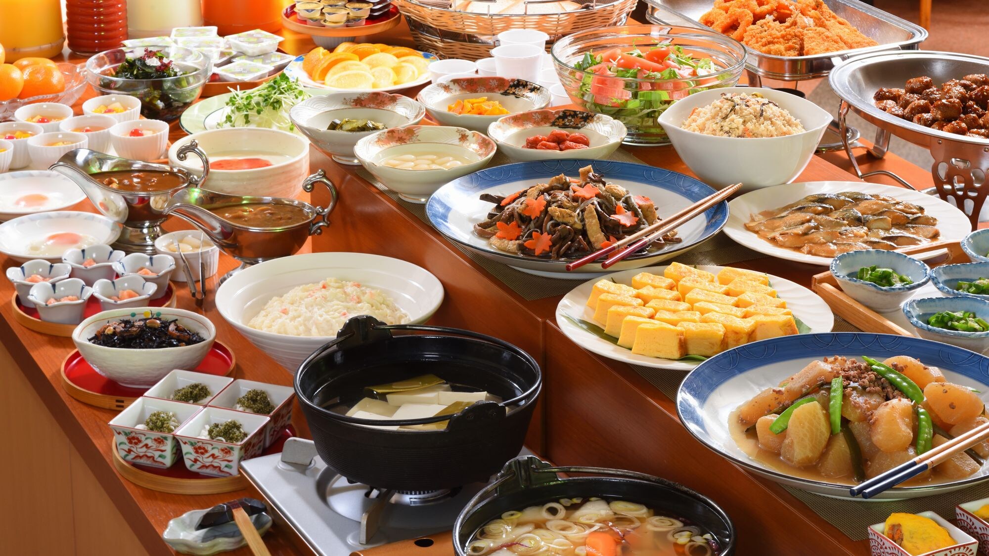 ■ Breakfast buffet Daily menu using local features
