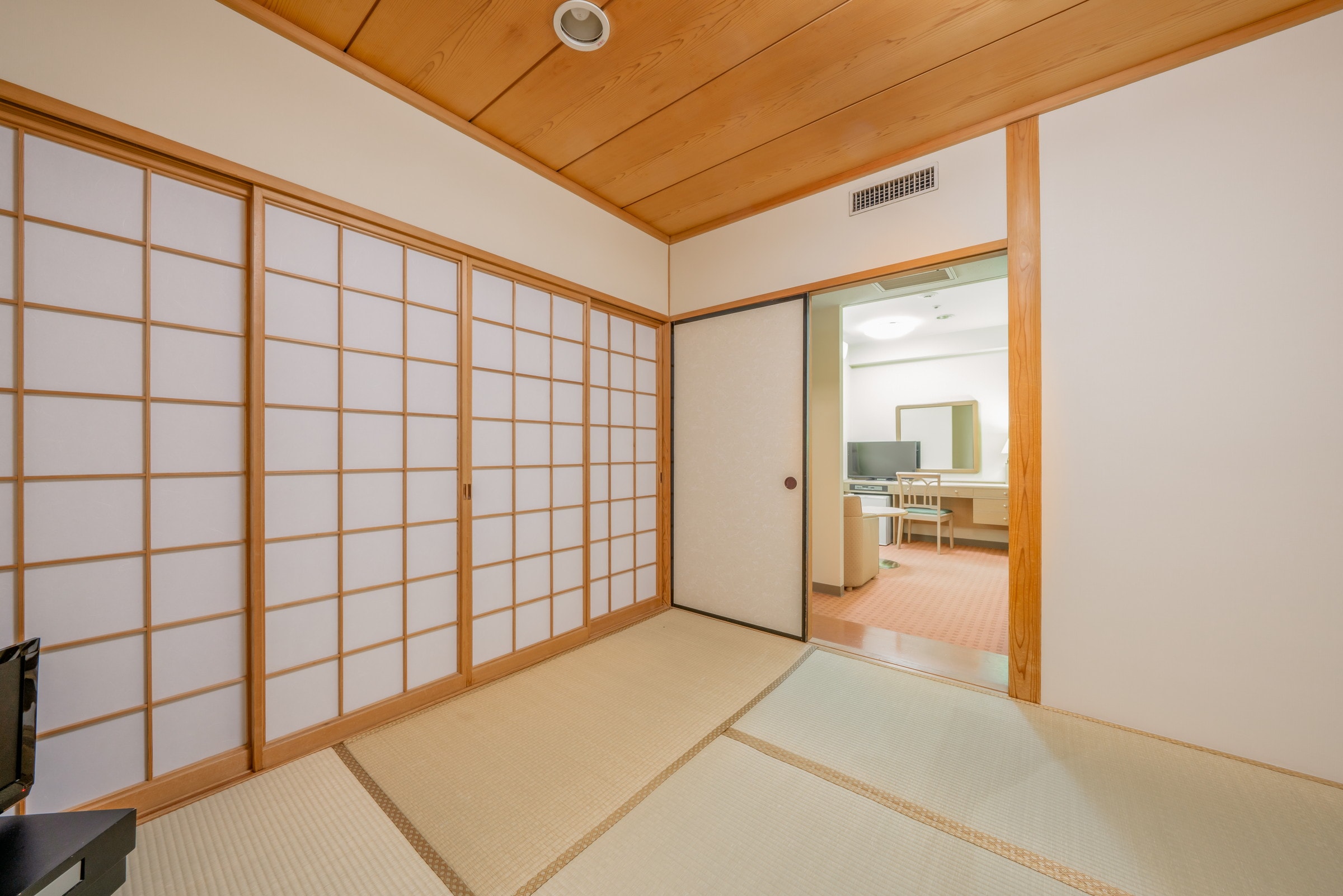 ◆Kamar bergaya Jepang-Barat◆
