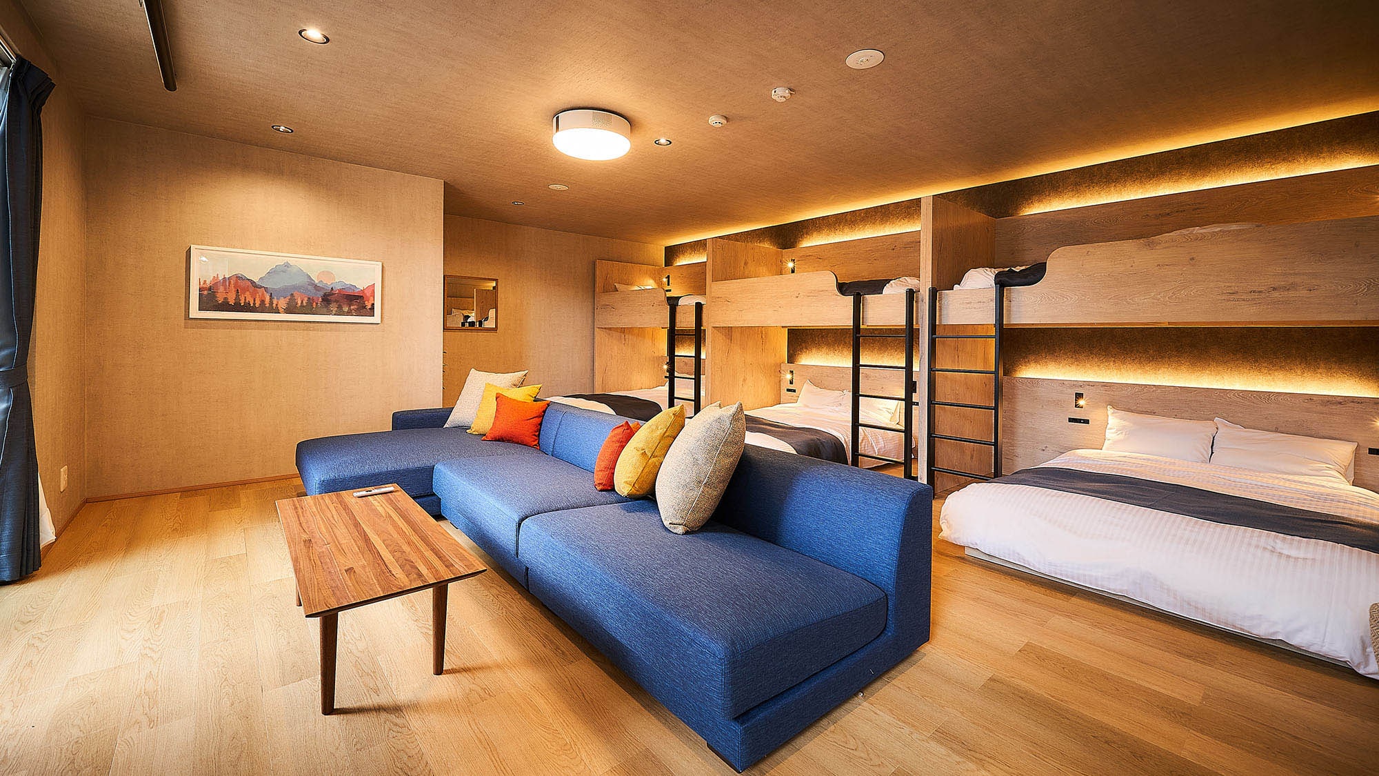 9-person room, living room and bedroom