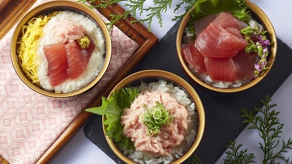 [Breakfast] Enjoy the original rice bowl with tuna directly delivered from Toyosu♪