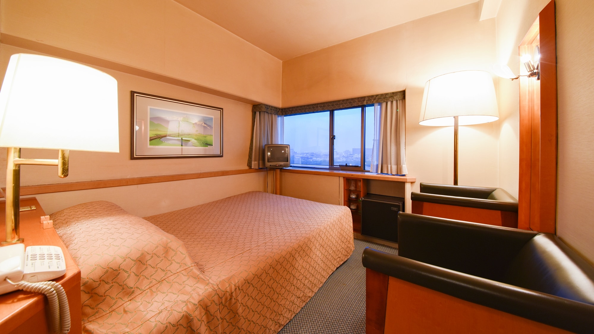 Double room/All rooms are corner rooms. Compact rooms measuring 14.5 square meters.
