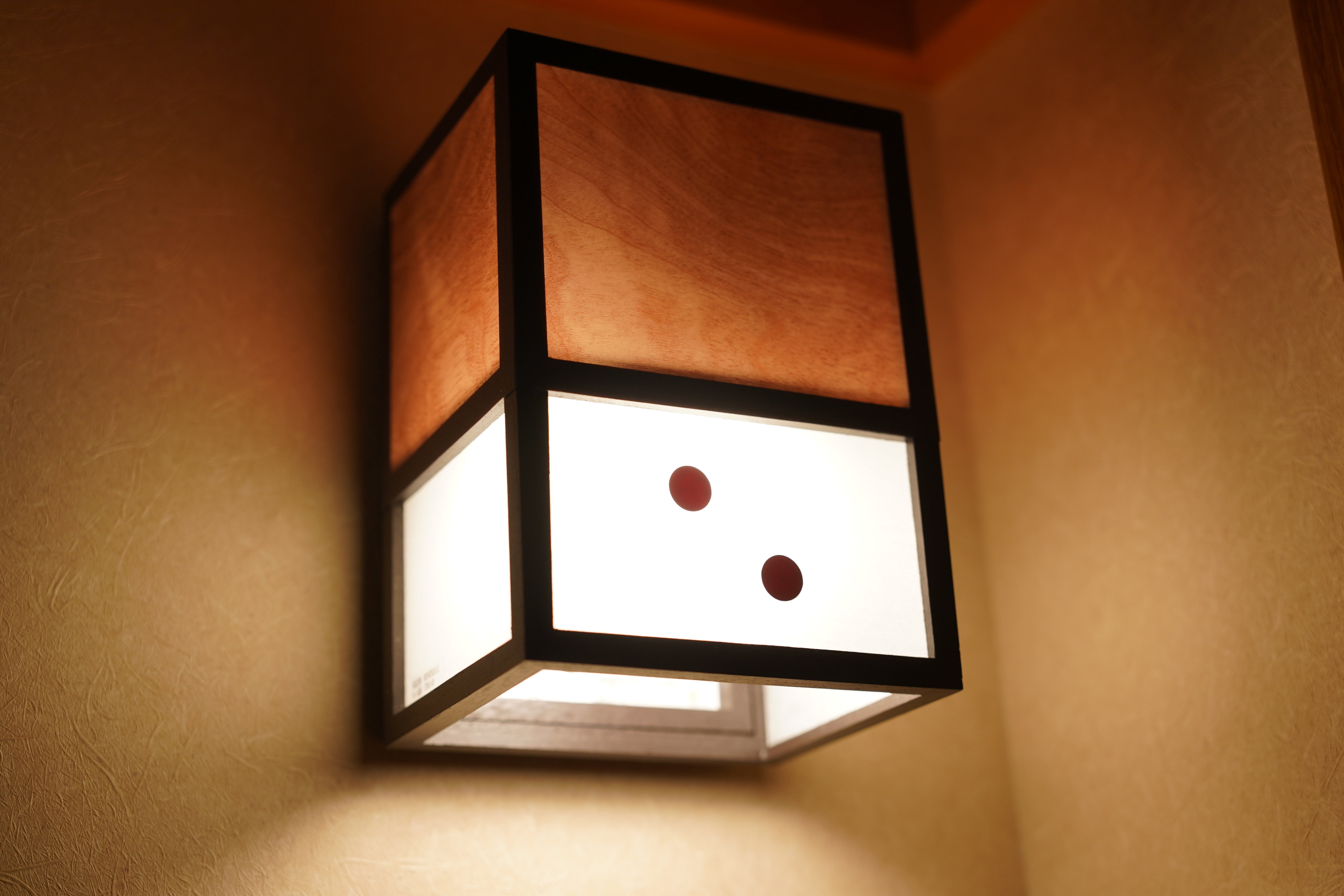 นิโนมะ เอเซีย